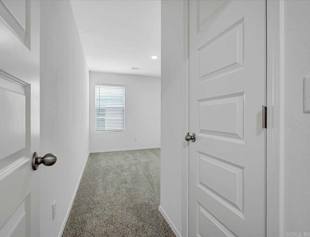 124 Preston Lane Property Photo 14