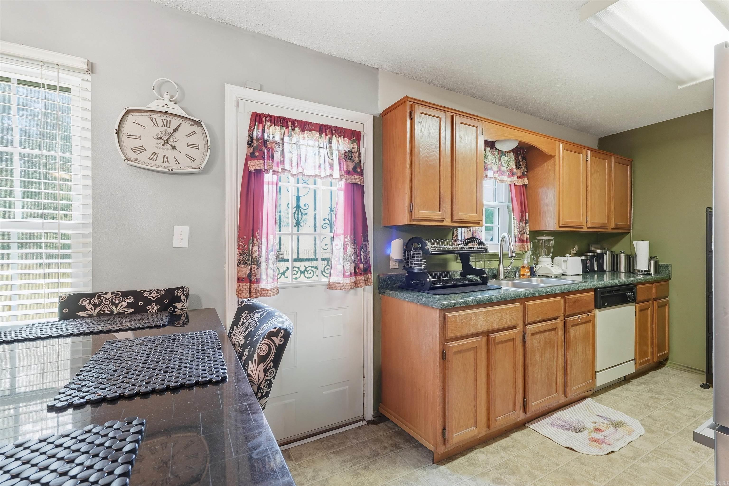 14101 Rockinghorse Lane Property Photo 13