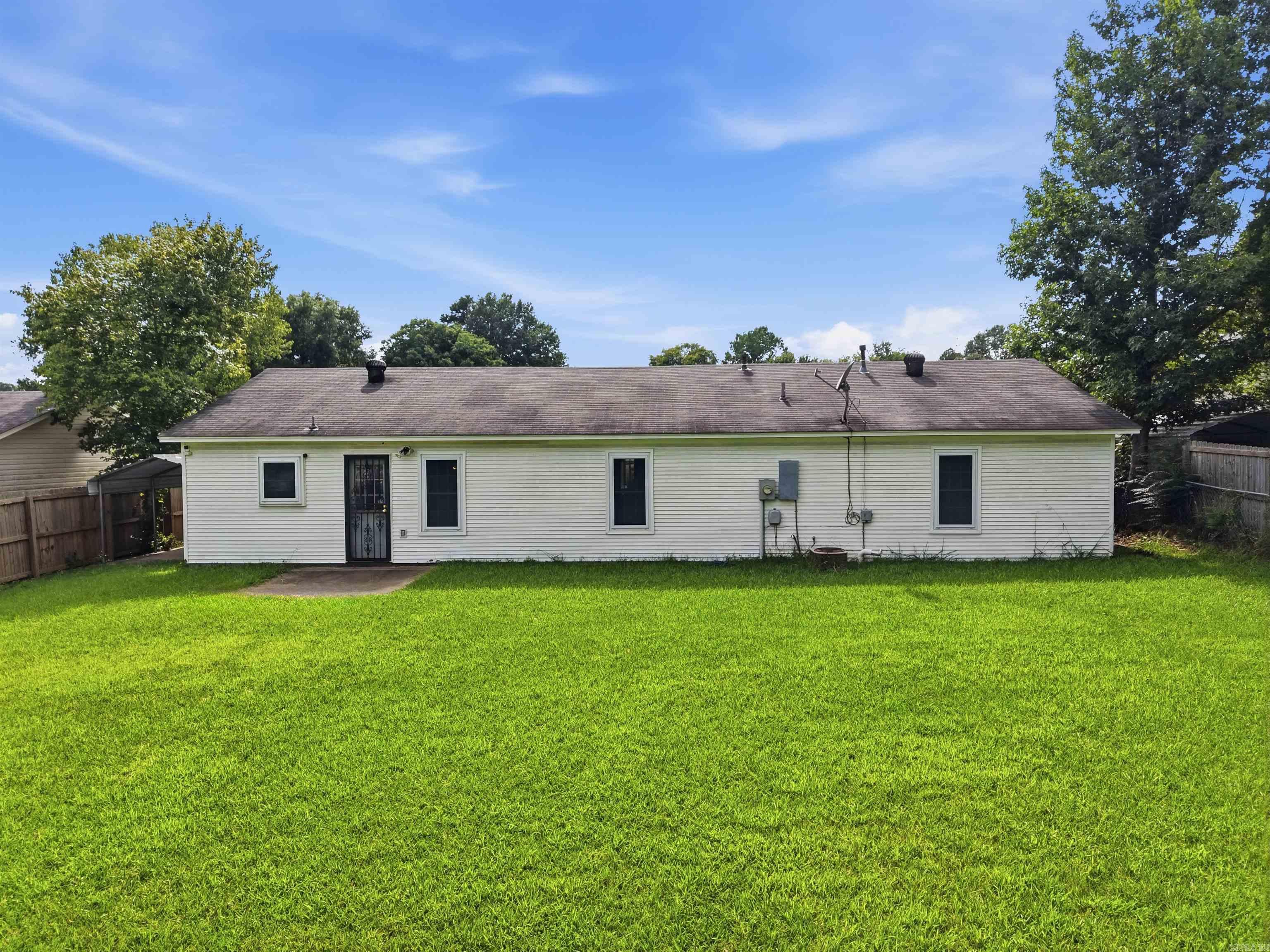 14101 Rockinghorse Lane Property Photo 30