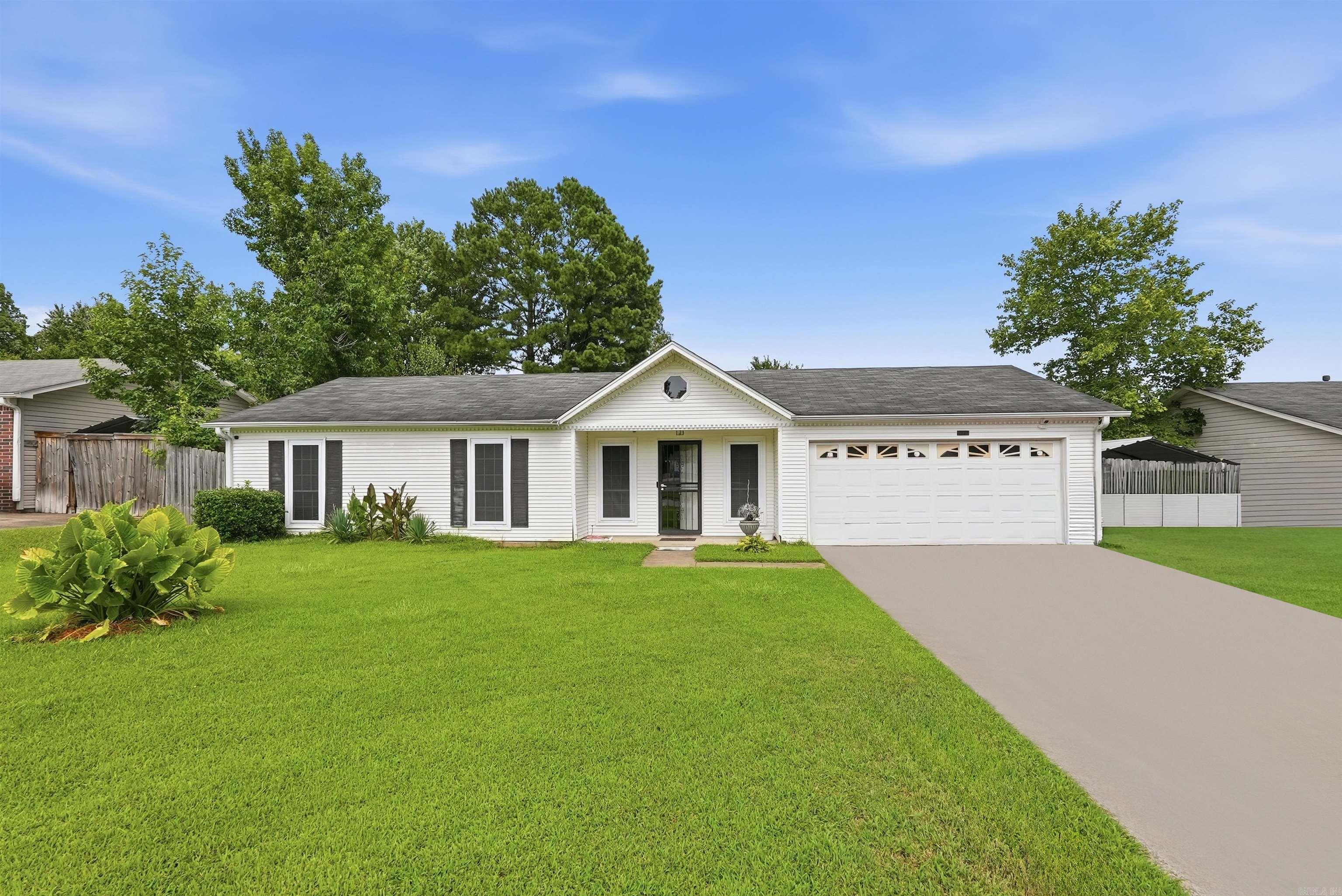 14101 Rockinghorse Lane Property Photo 38
