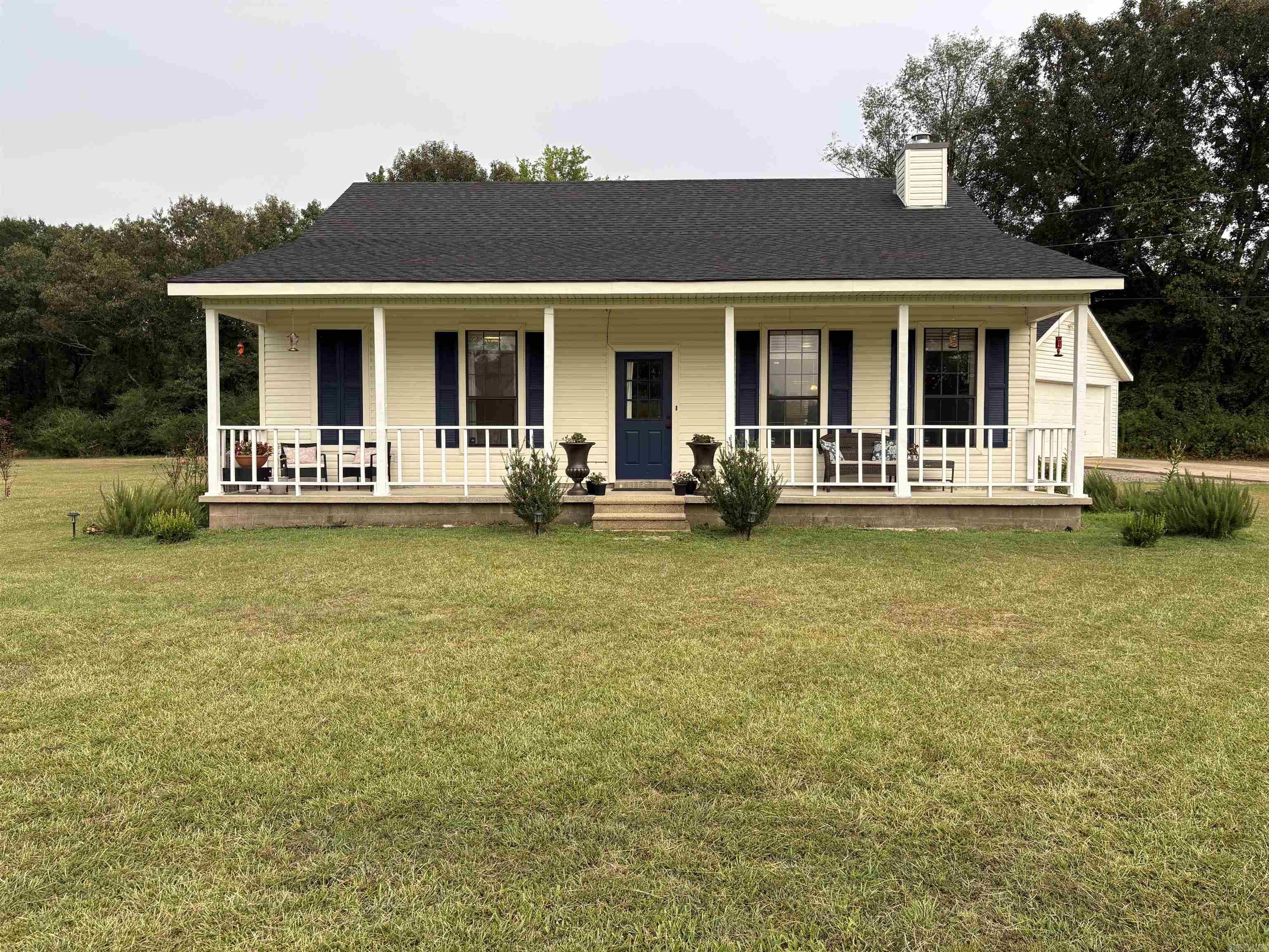 2742 Hwy 51 N Property Photo 1