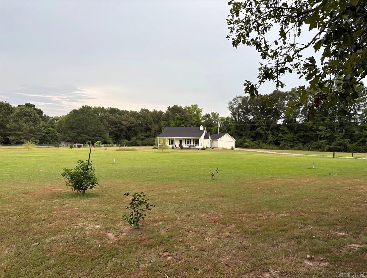 2742 Hwy 51 N Property Photo 2