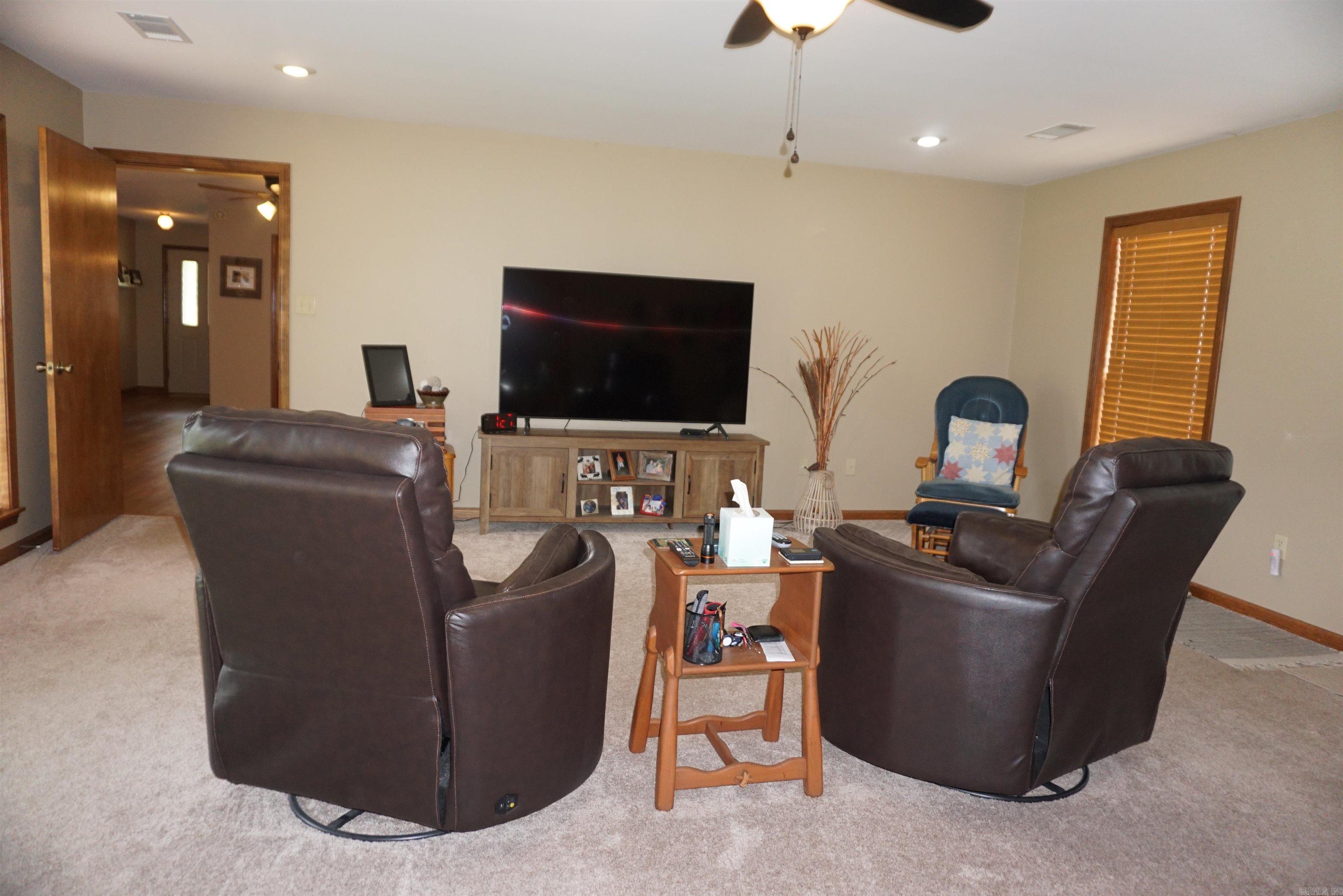 218 Ranchette Village Rd Property Photo 17