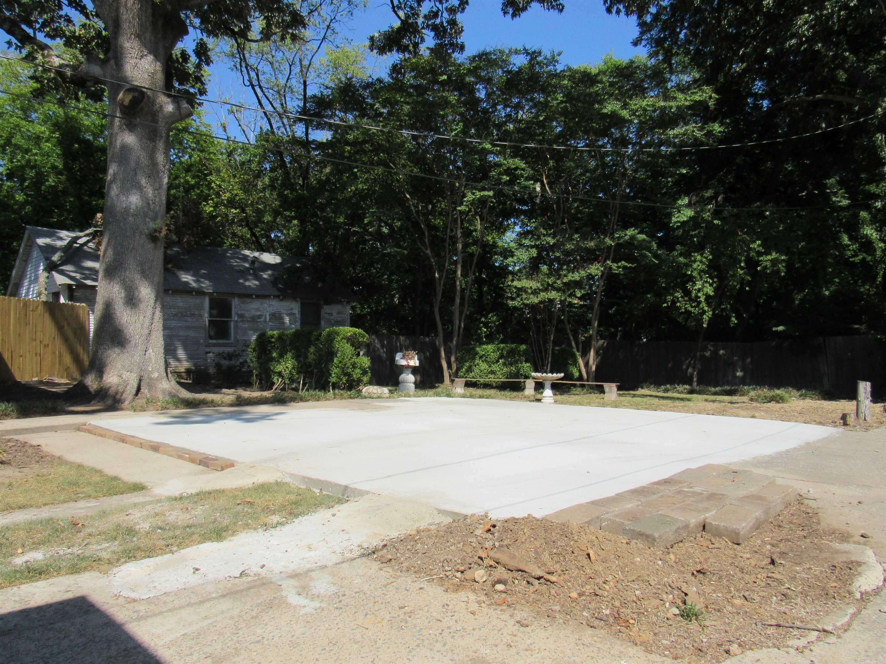 2116 Main St Property Photo 31