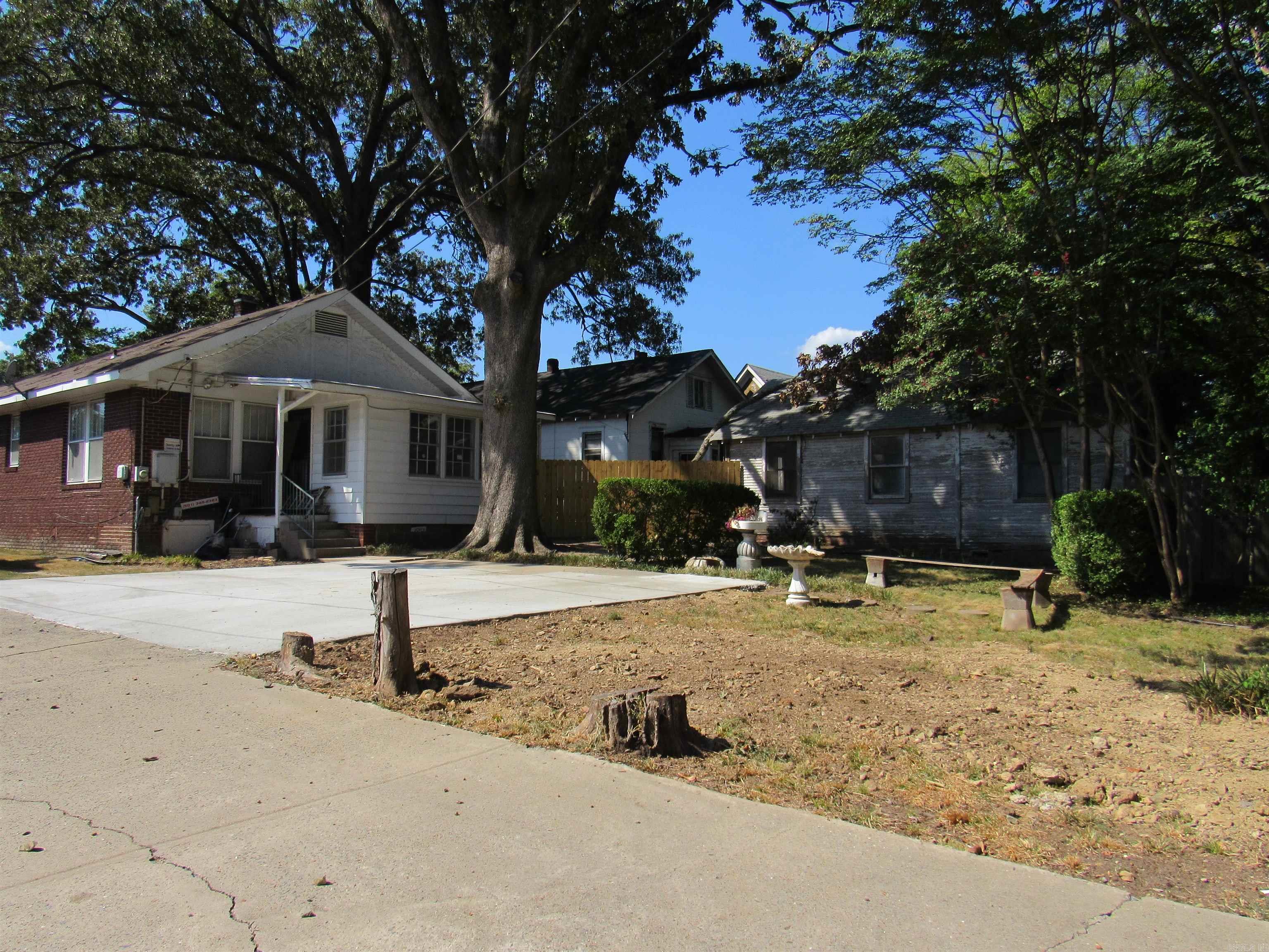 2116 Main St Property Photo 32