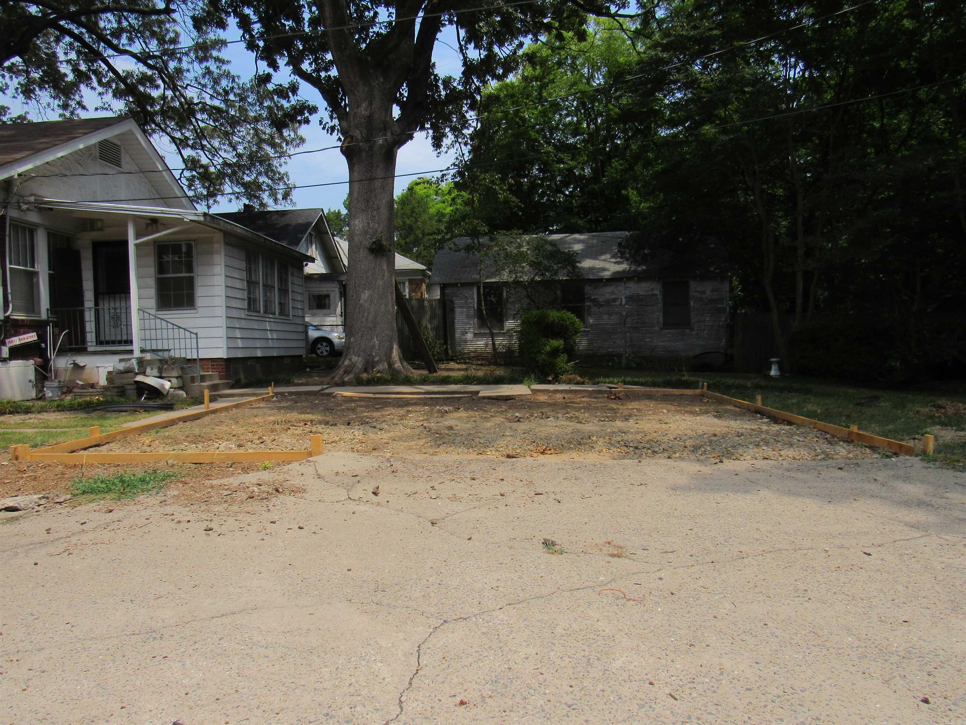 2116 Main St Property Photo 34