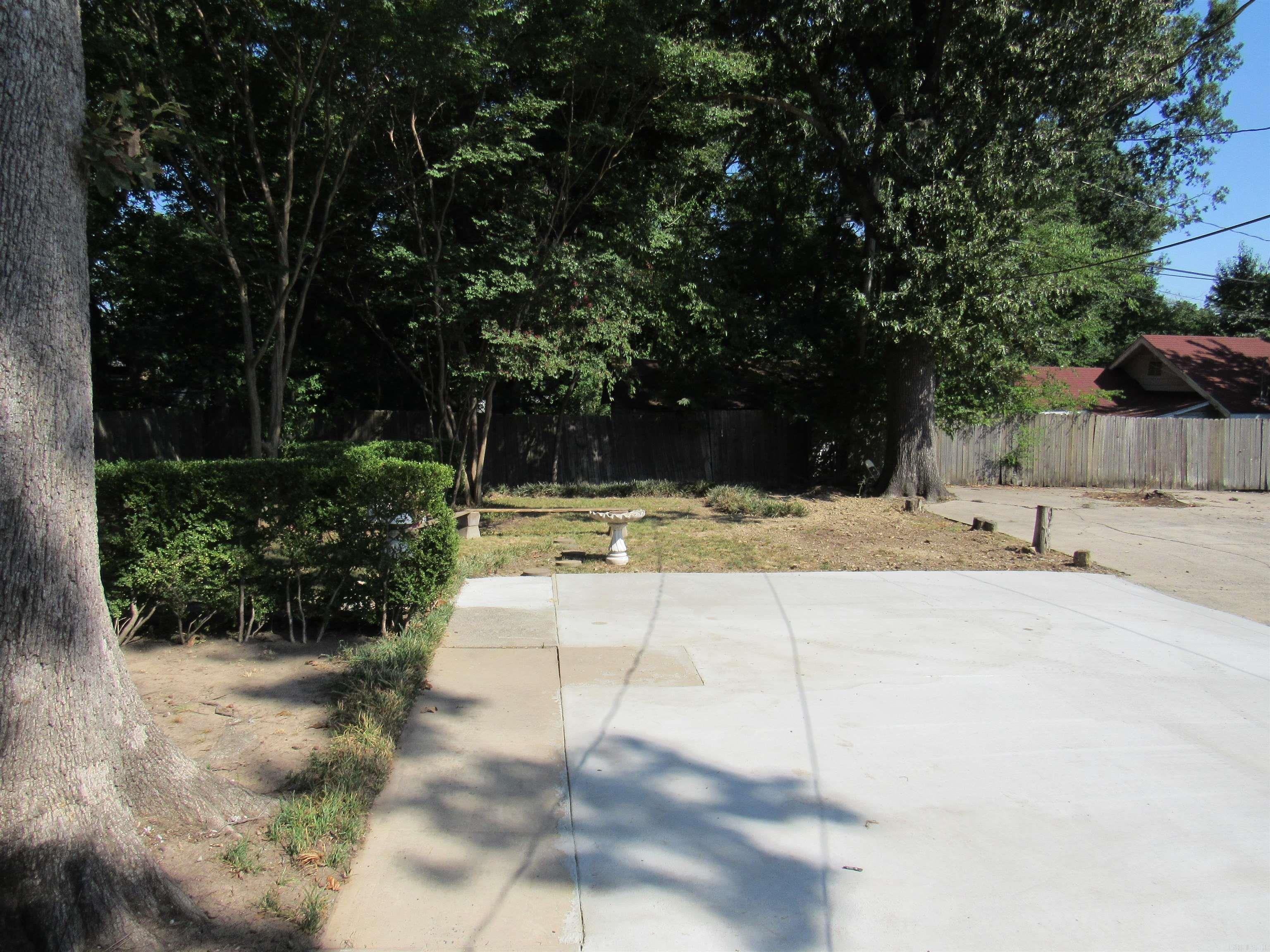 2116 Main St Property Photo 34