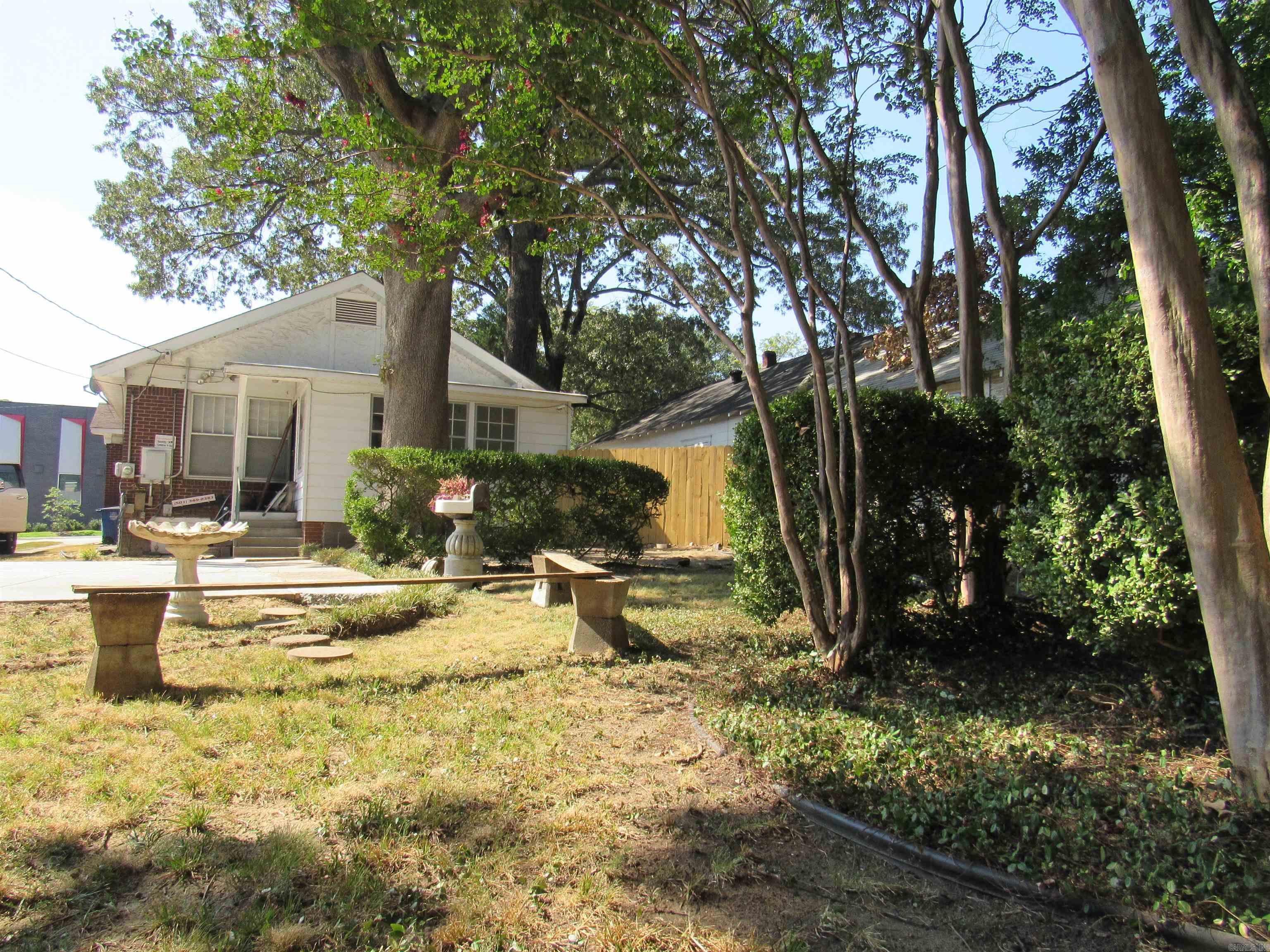 2116 Main St Property Photo 35