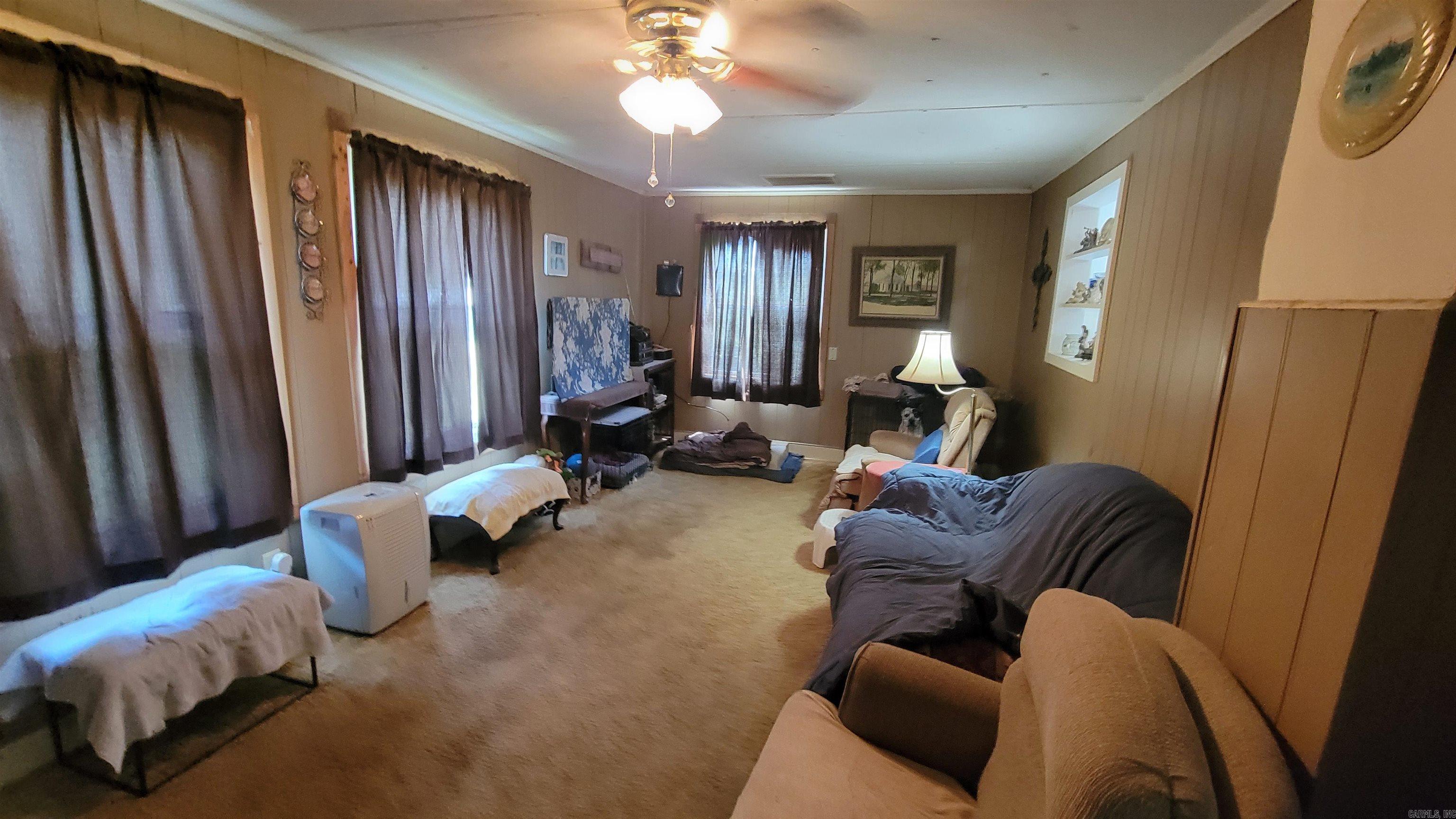 509 S Park Property Photo 3