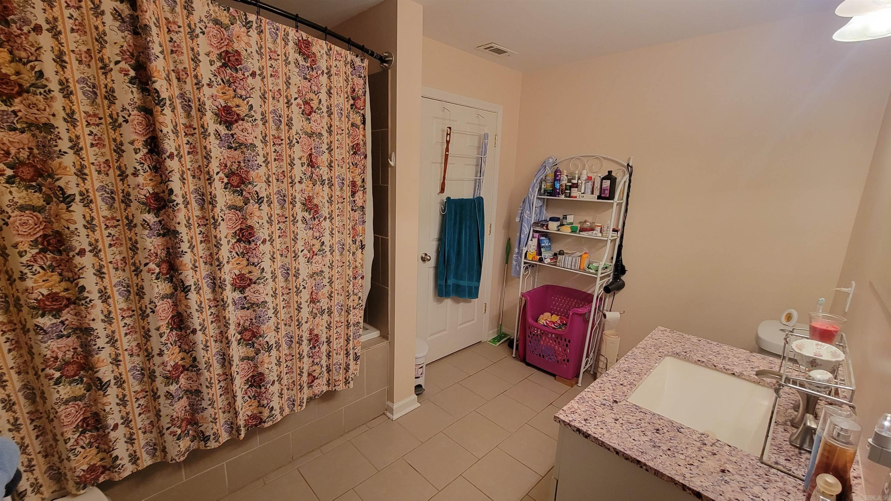 509 S Park Property Photo 9