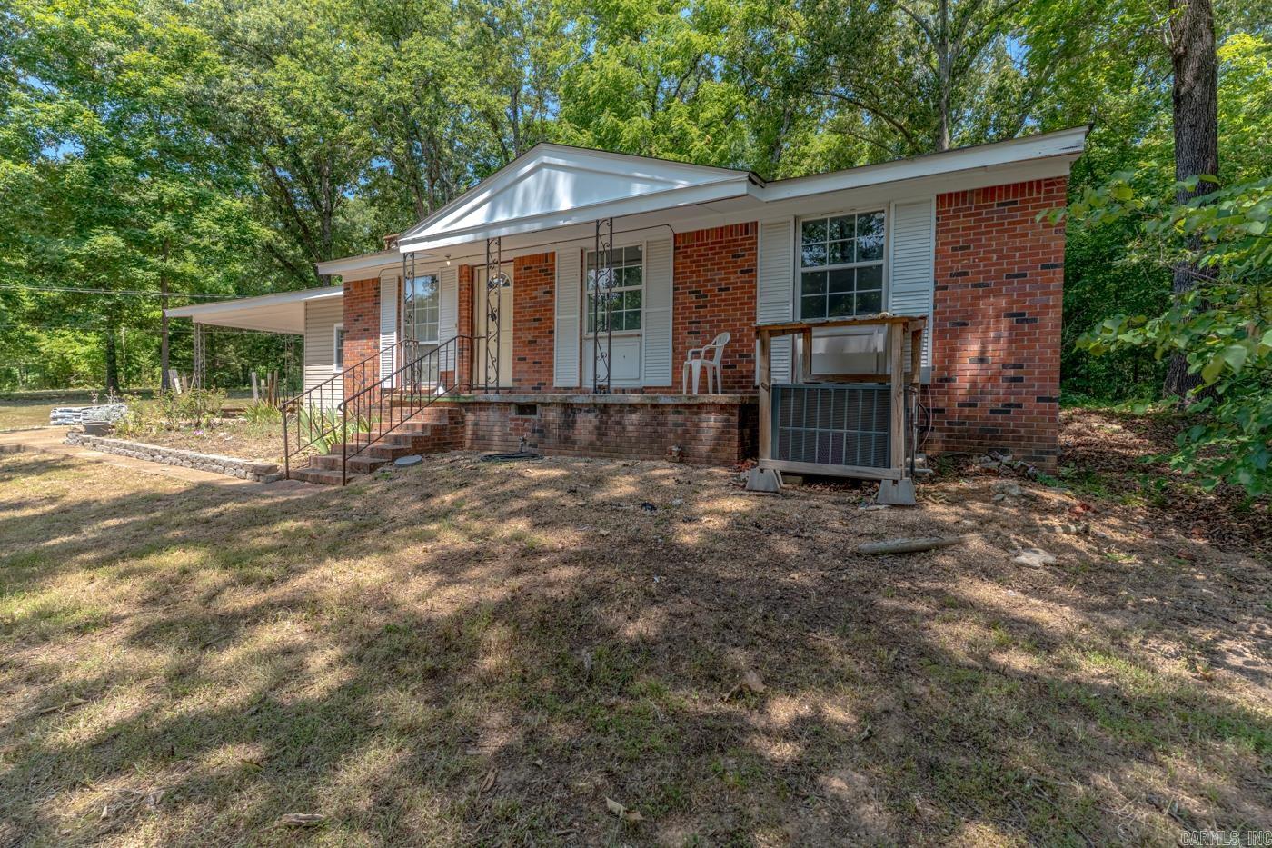 11 S Ontario Drive Property Photo 3