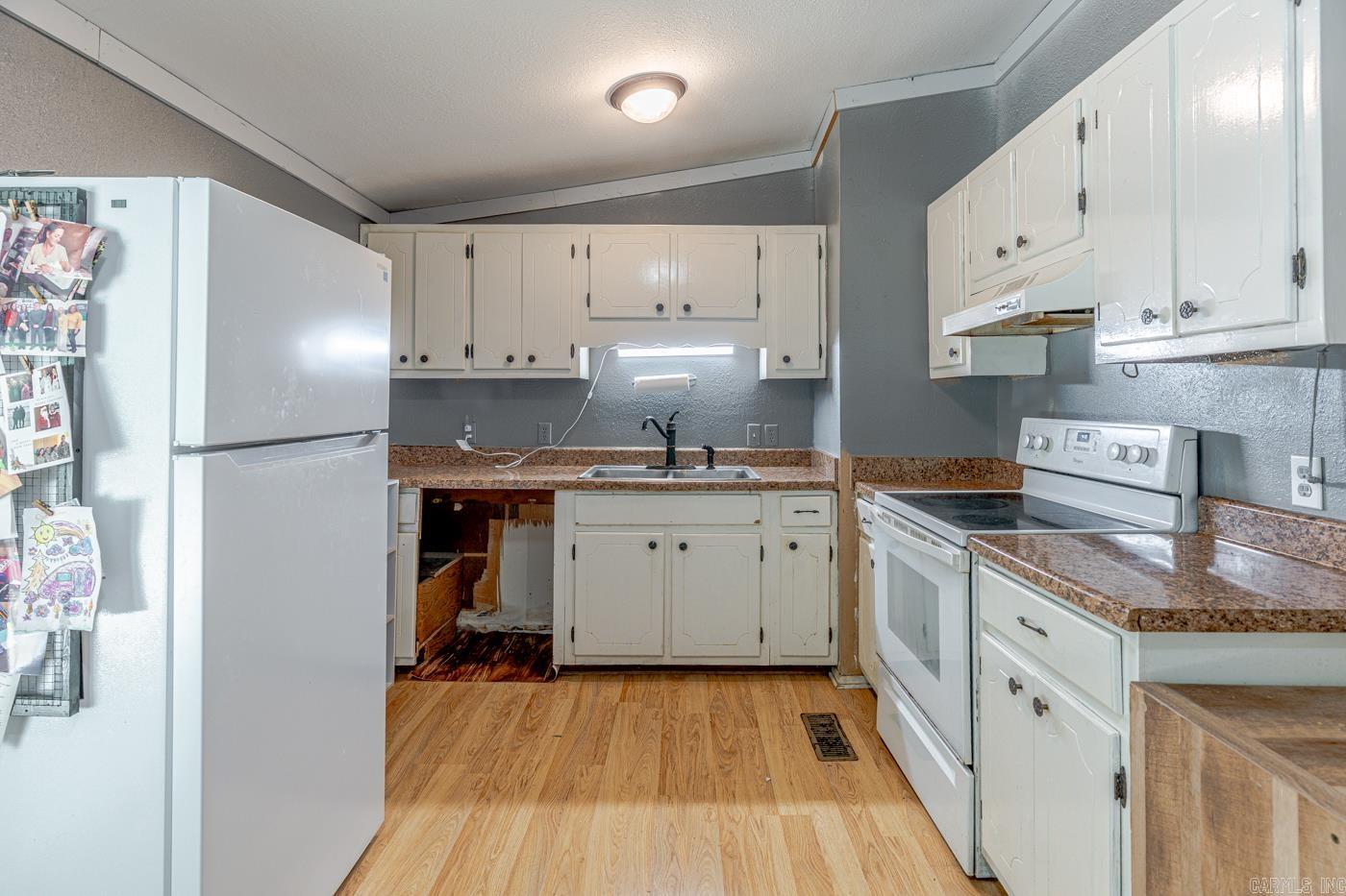 11 S Ontario Drive Property Photo 10