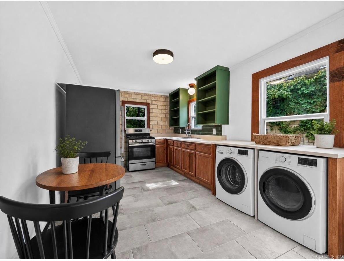 111 Greenway Street Property Photo 7