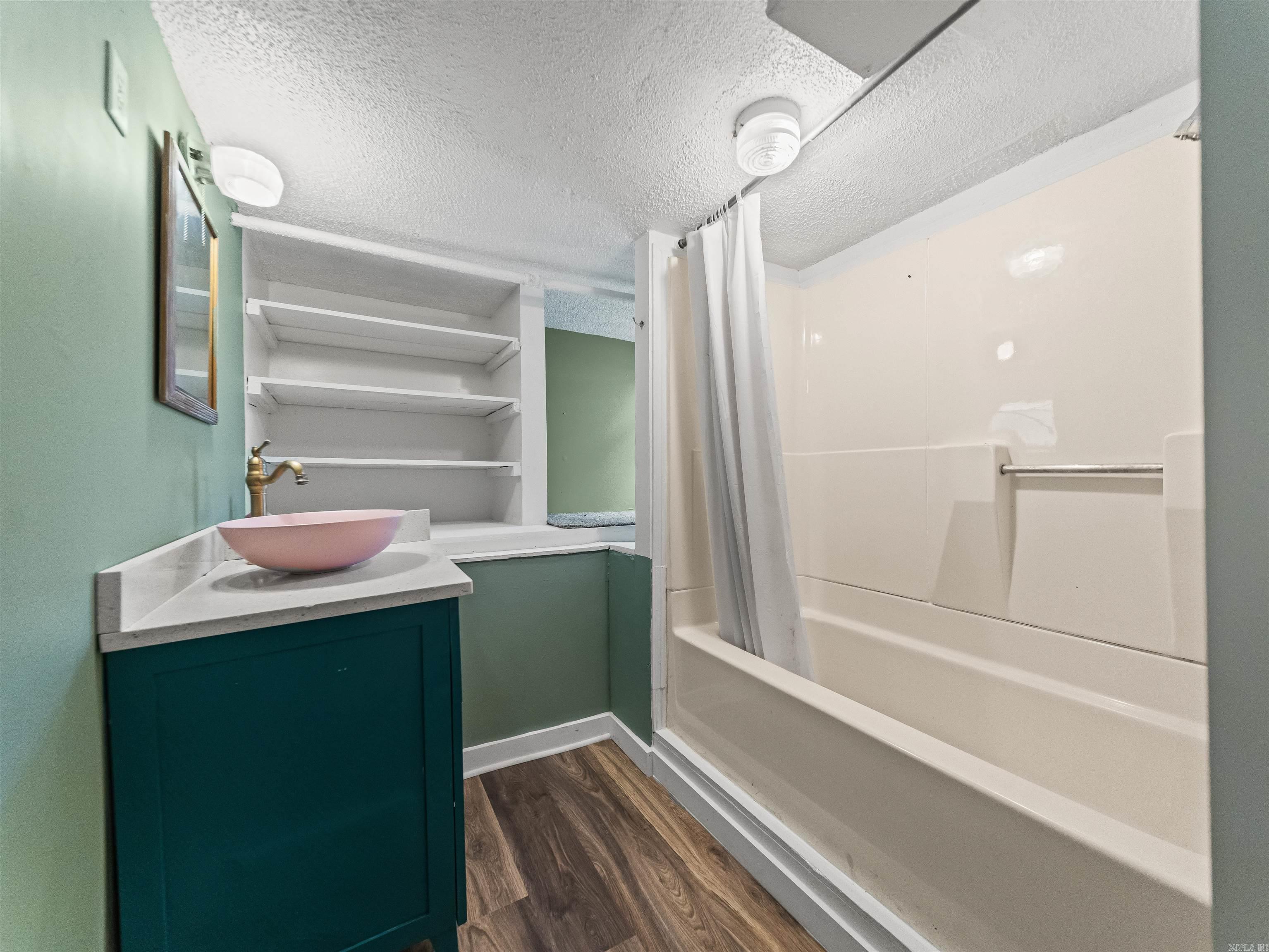 111 Greenway Street Property Photo 31