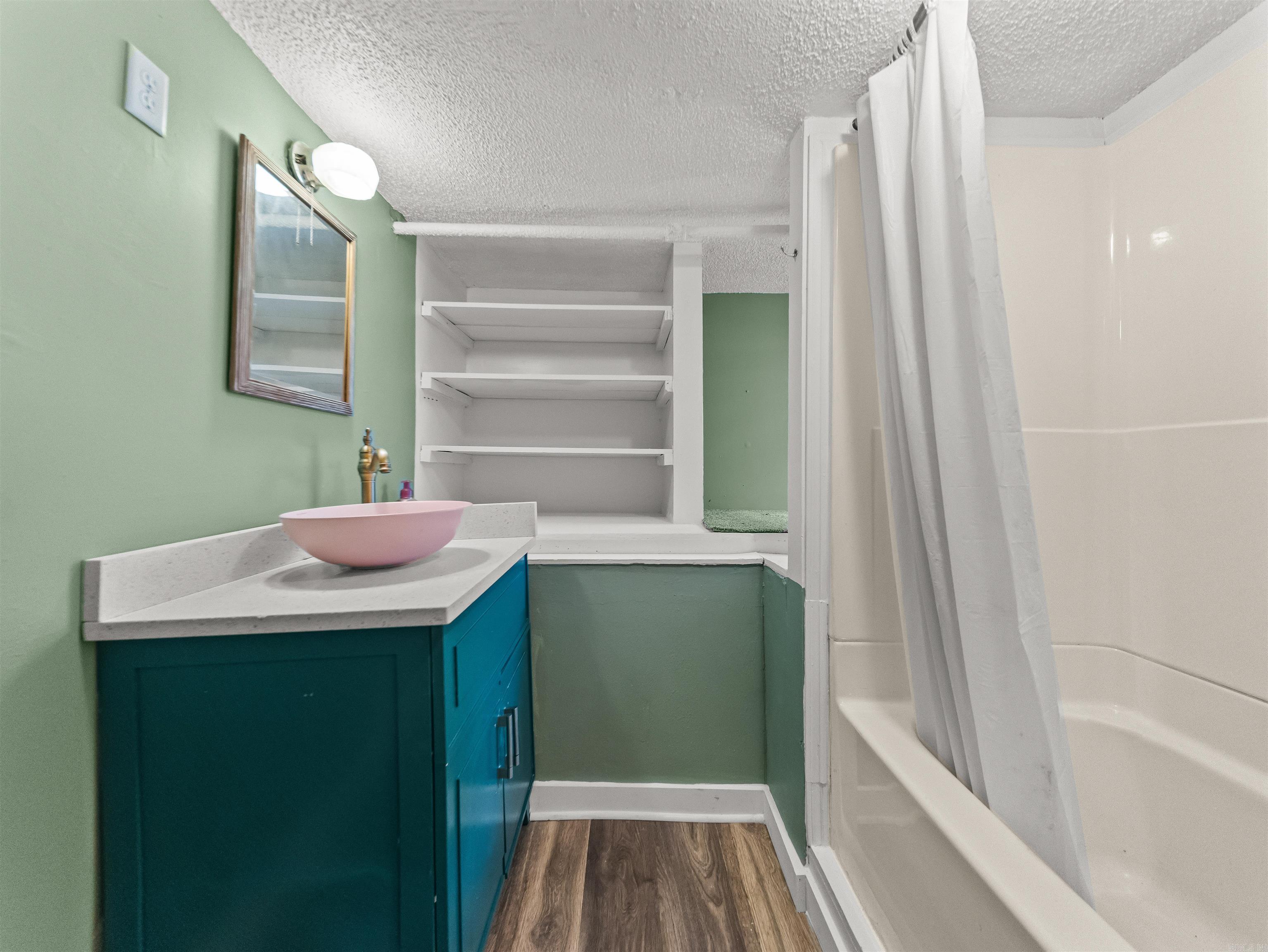 111 Greenway Street Property Photo 32