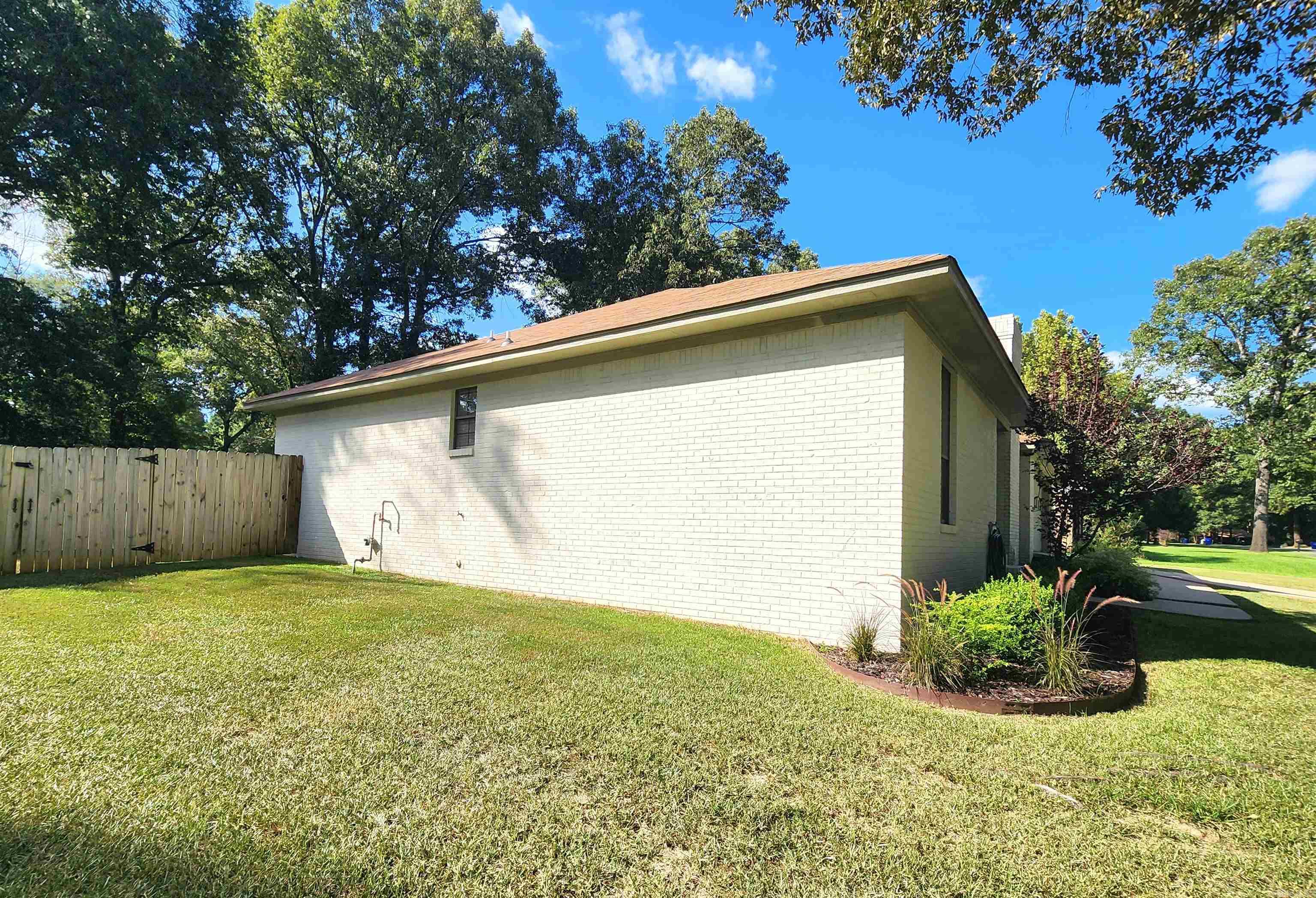 282 Kay Drive Property Photo 3