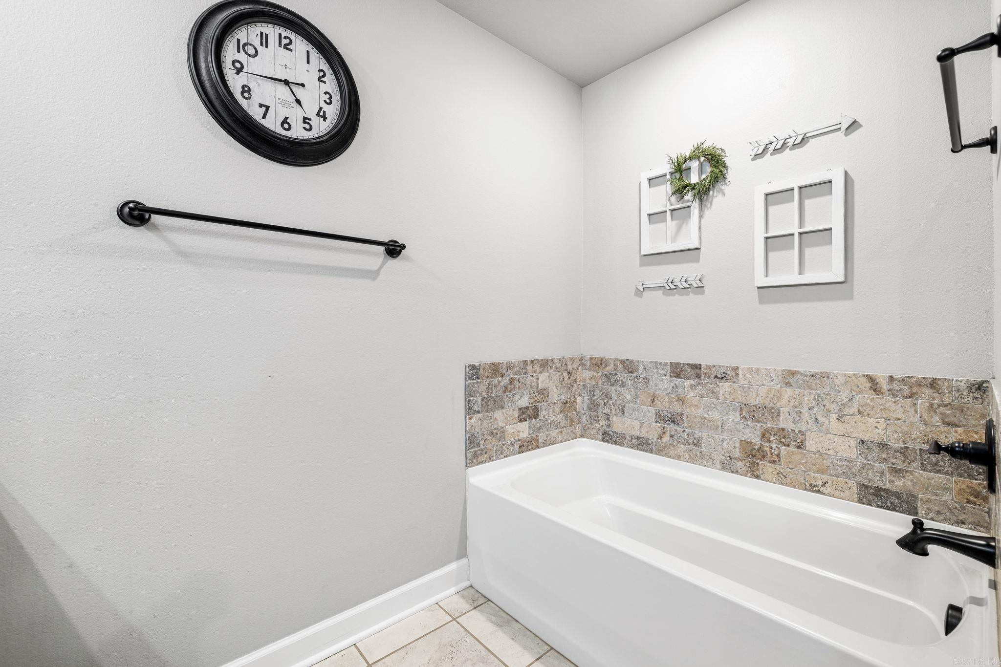 72 Cimarron Circle Property Photo 19
