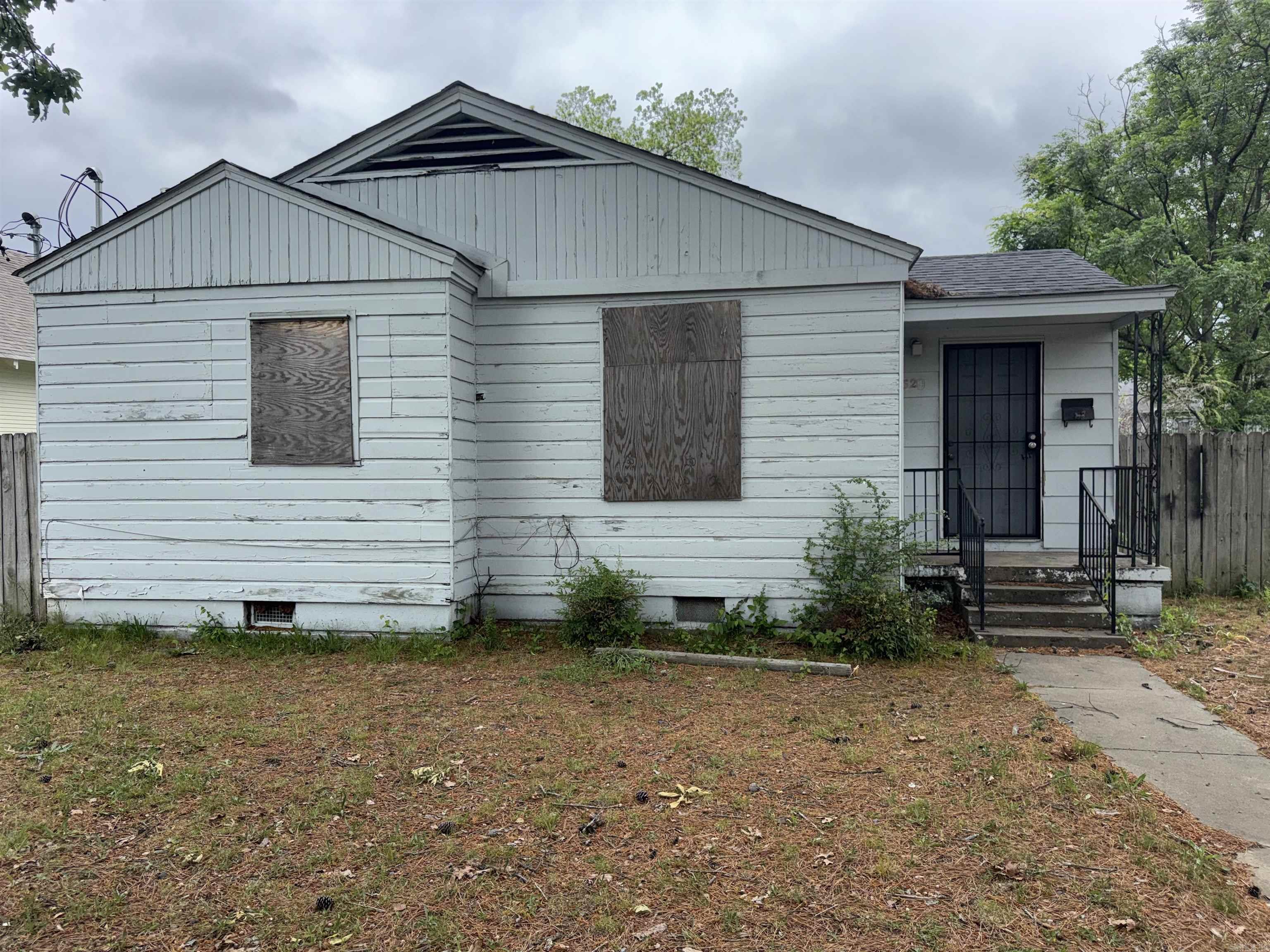 1620 Pike Avenue Property Photo 1