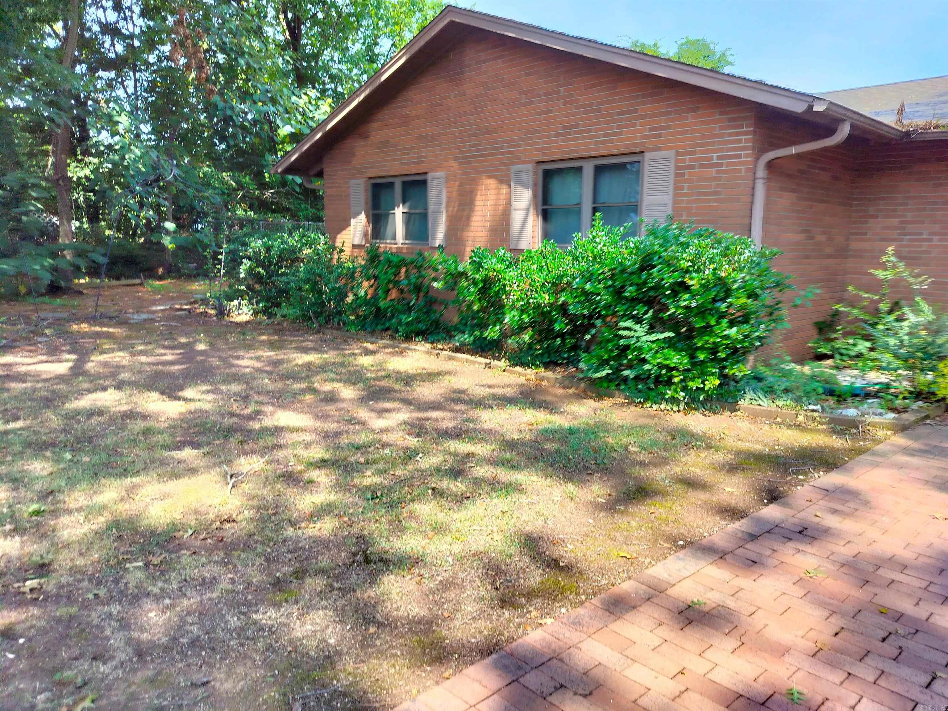 901 Poplar Street Property Photo 37