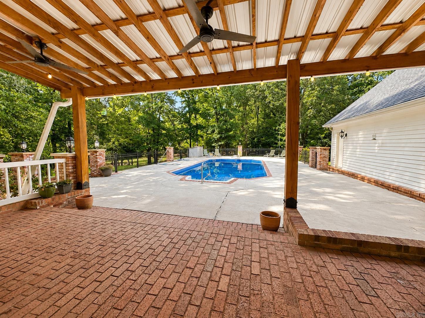 5800 Brazil Property Photo 4