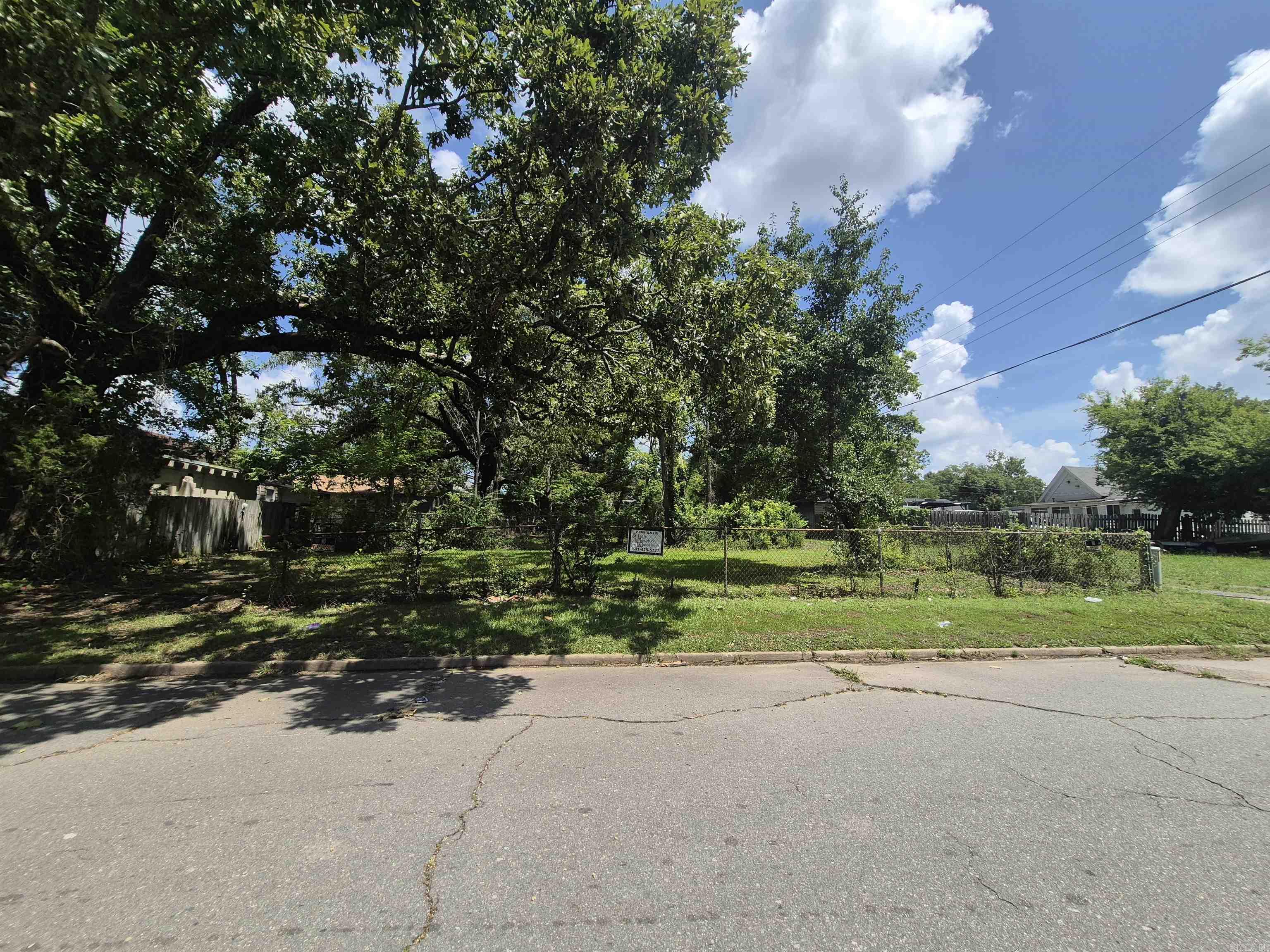 3918 W 23 Street Property Photo 2