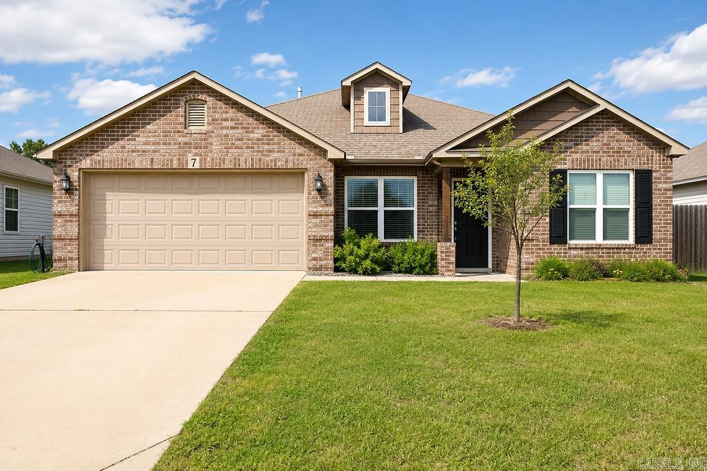 7 Summer Breeze Road Property Photo 1