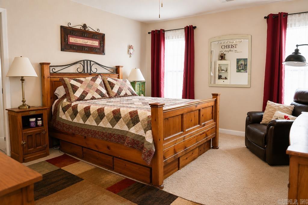 7 Summer Breeze Road Property Photo 6