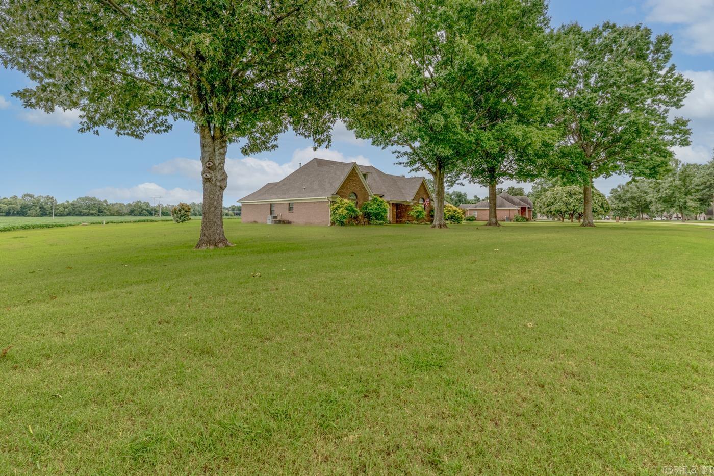 329 Windover Ln Property Photo 6