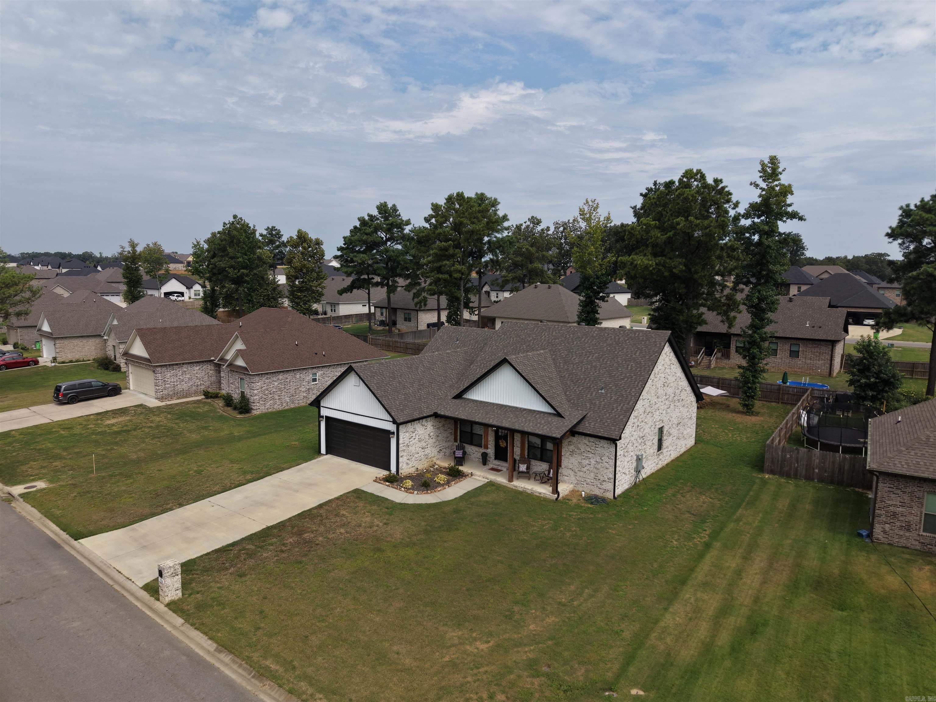 150 Hayden Drive Property Photo 4