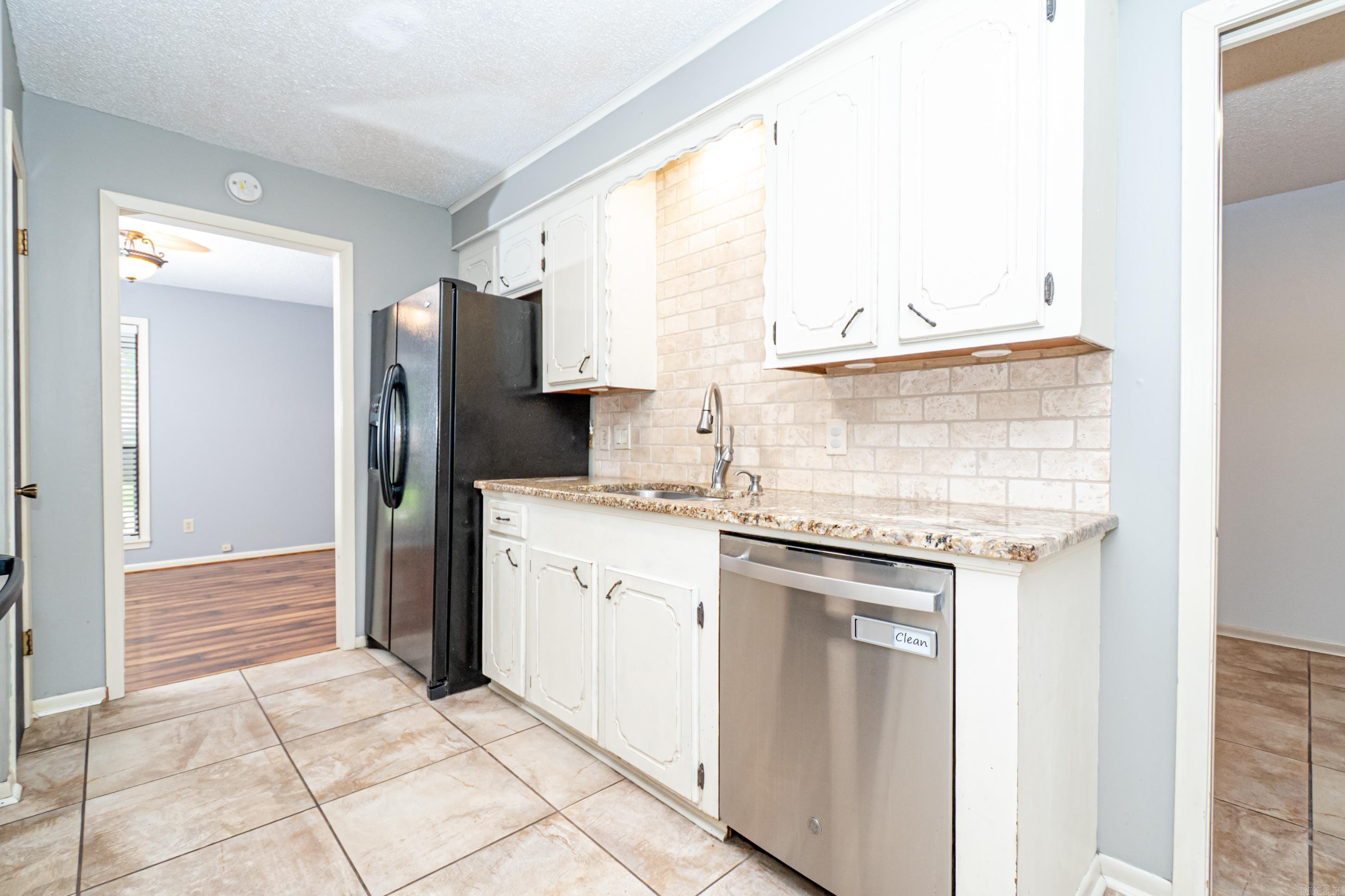 1812 Haney Ave Property Photo 8