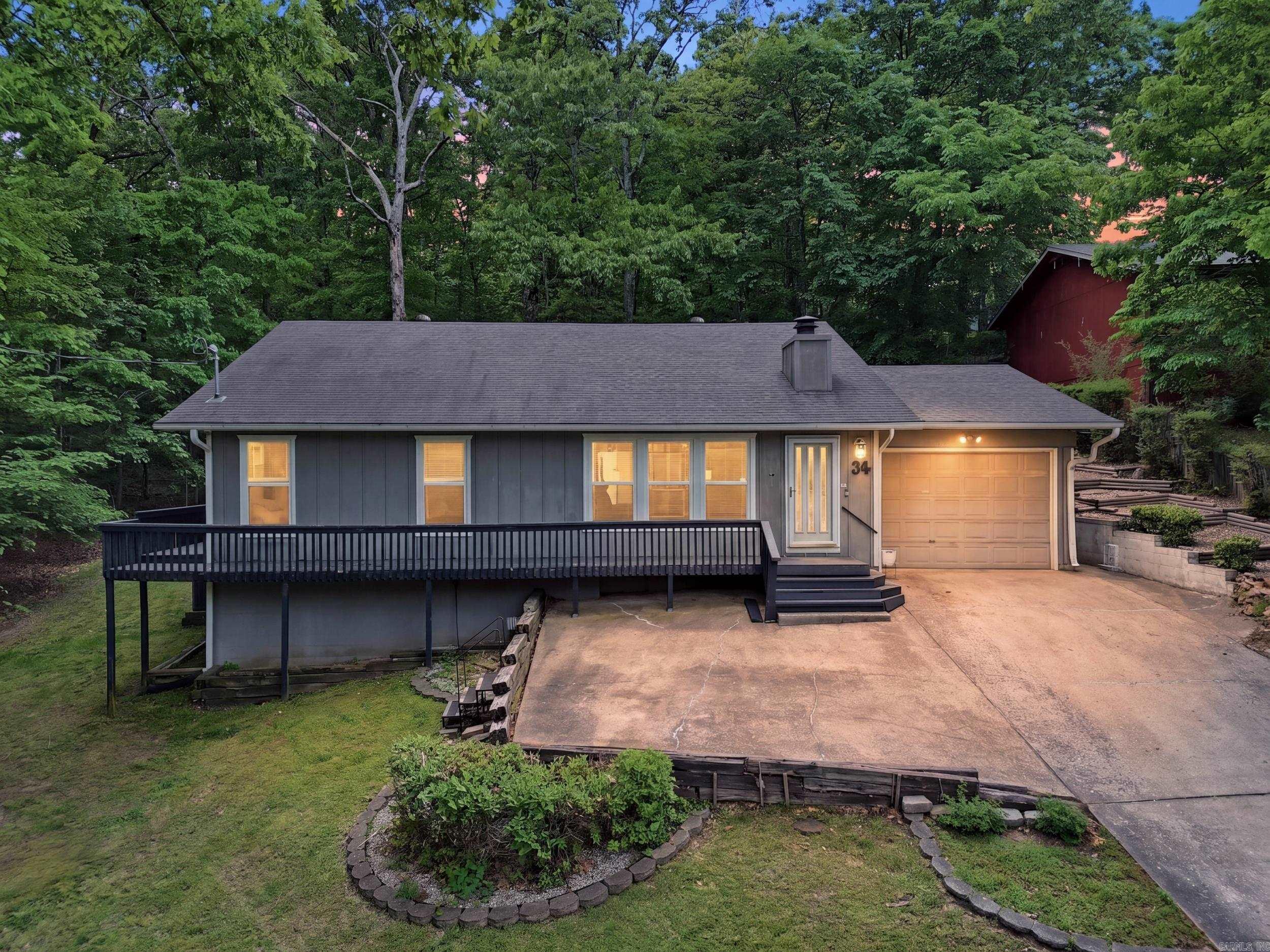 34 Wentworth Drive Property Photo 1