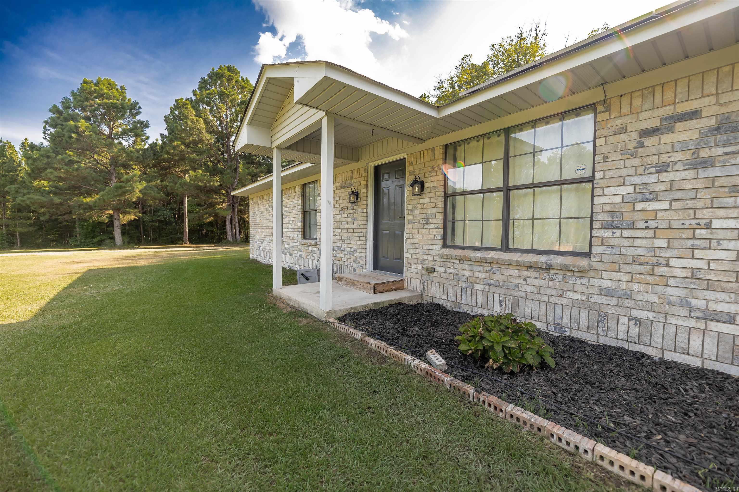 237 Ouachita 386 Property Photo 4