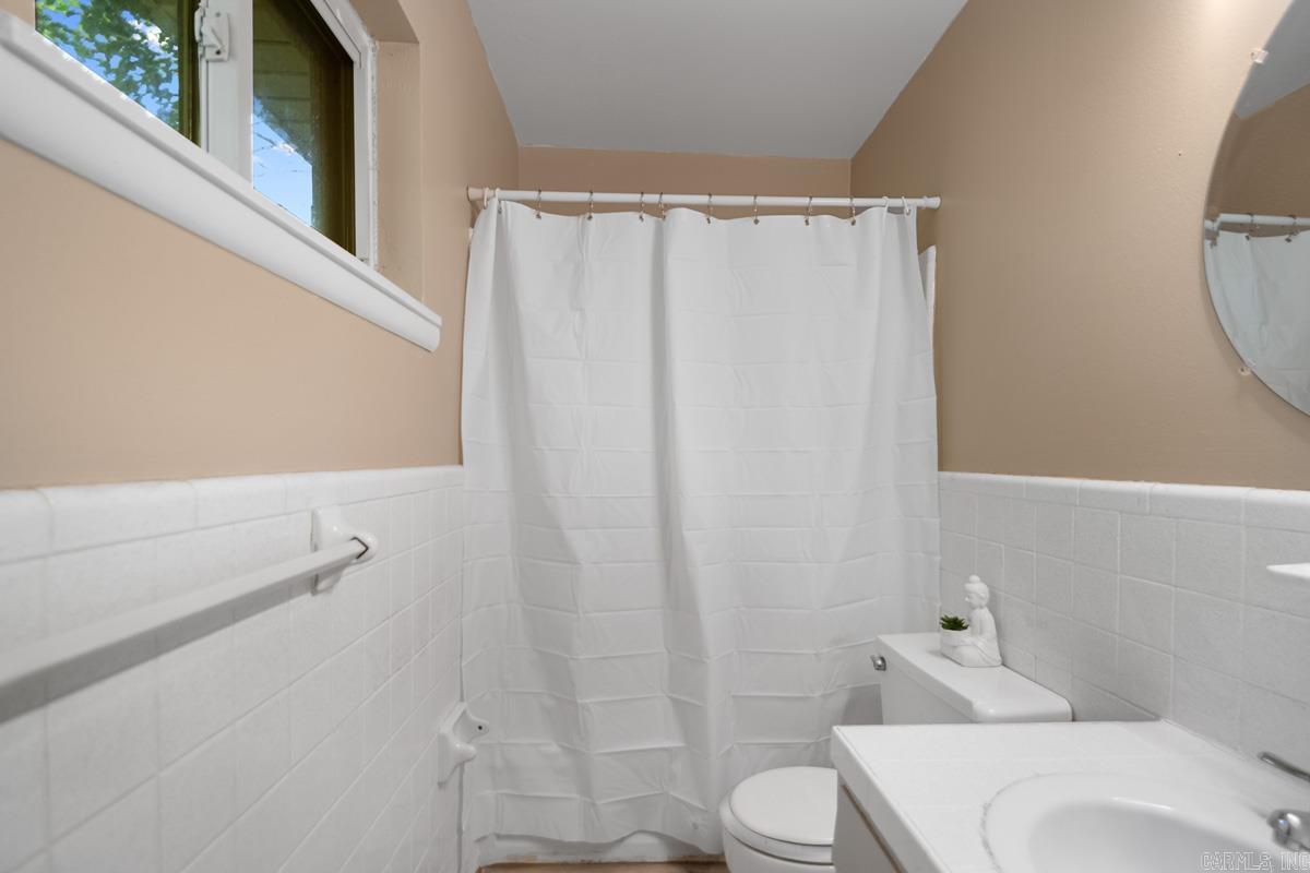 9312 Cloverhill Road Property Photo 4