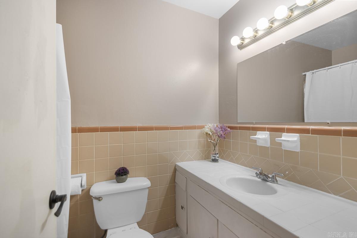 9312 Cloverhill Road Property Photo 8