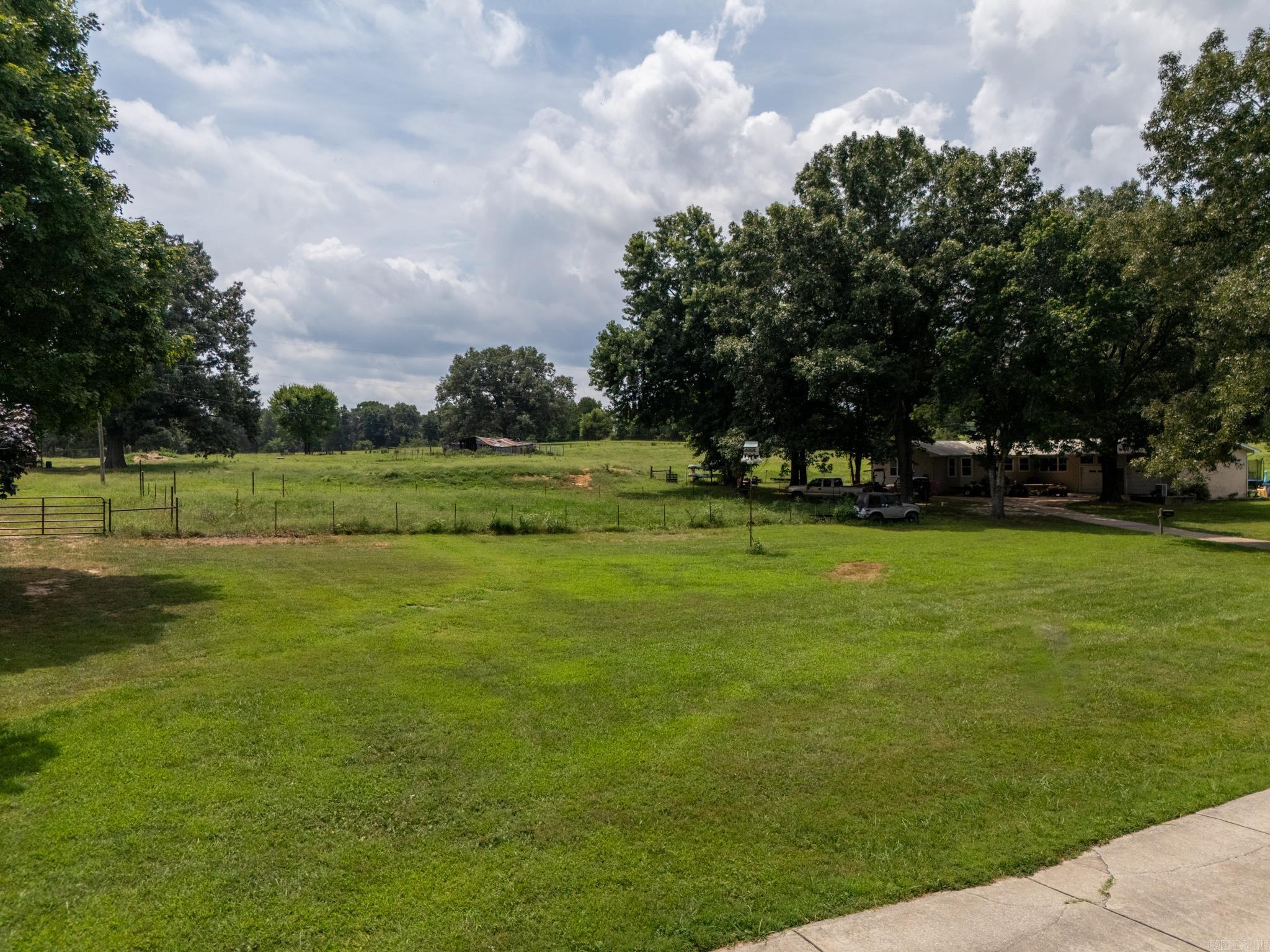 Tbd Meadows Court Property Photo 3