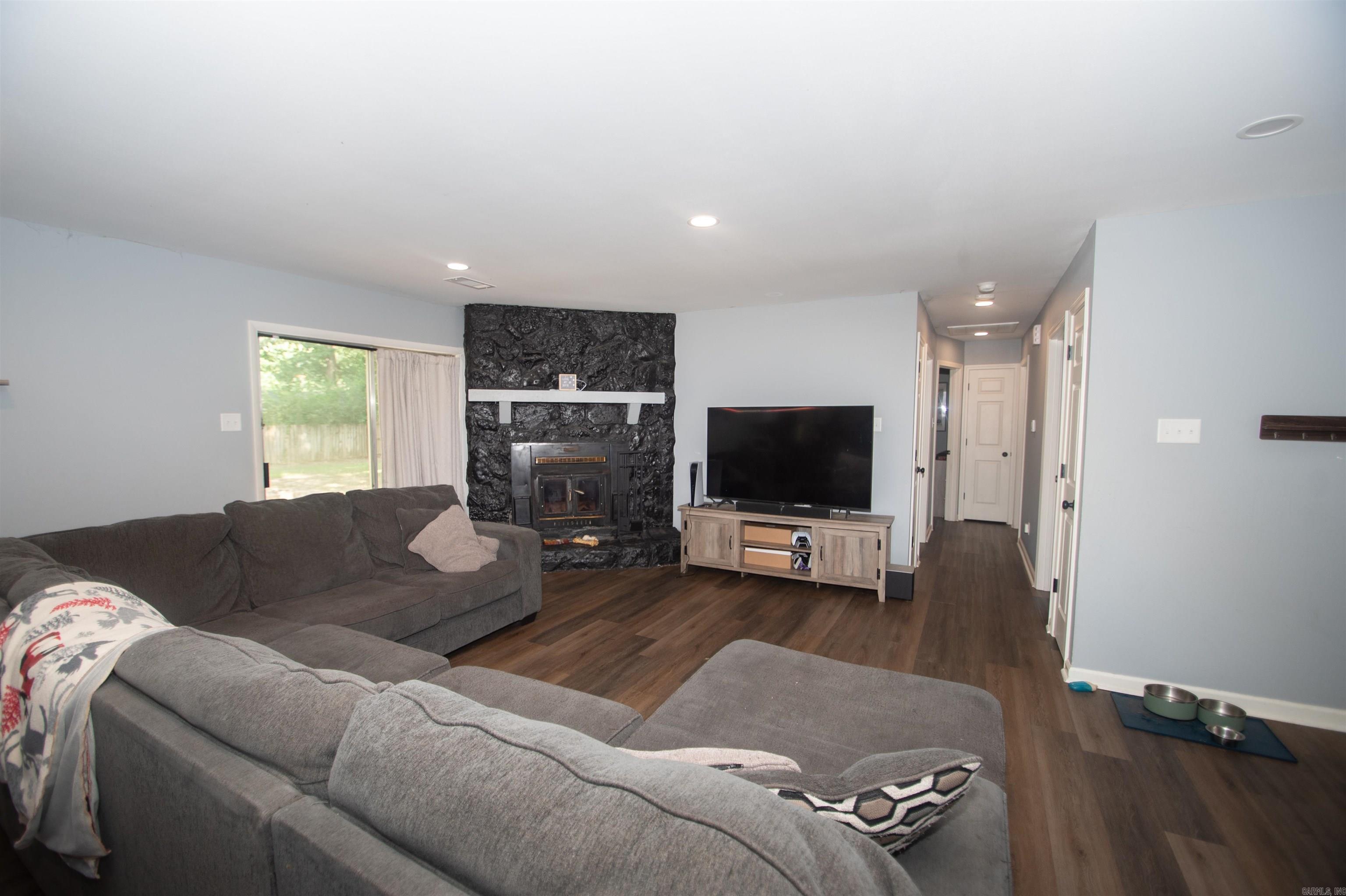 26 Barnwell Drive Property Photo 5