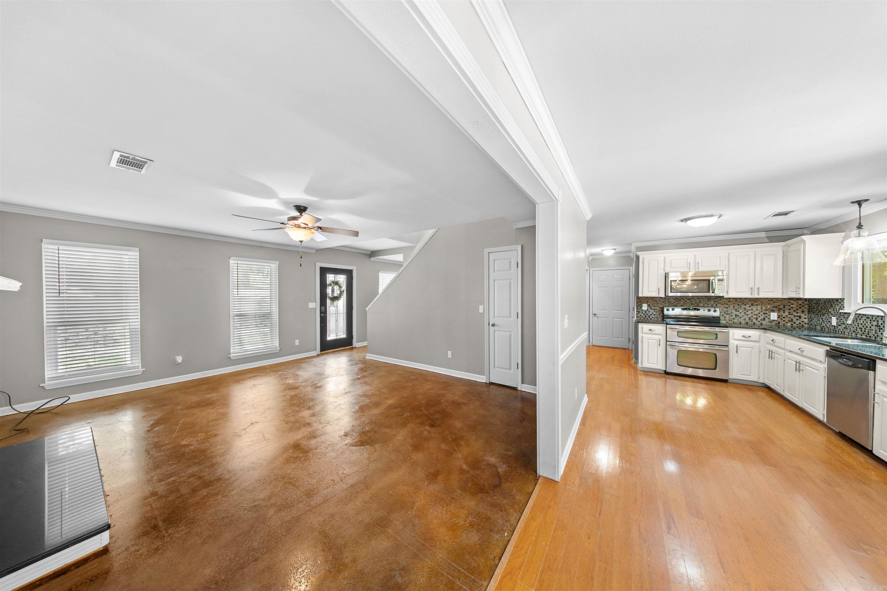 1718 Eagle Point Way Property Photo 6