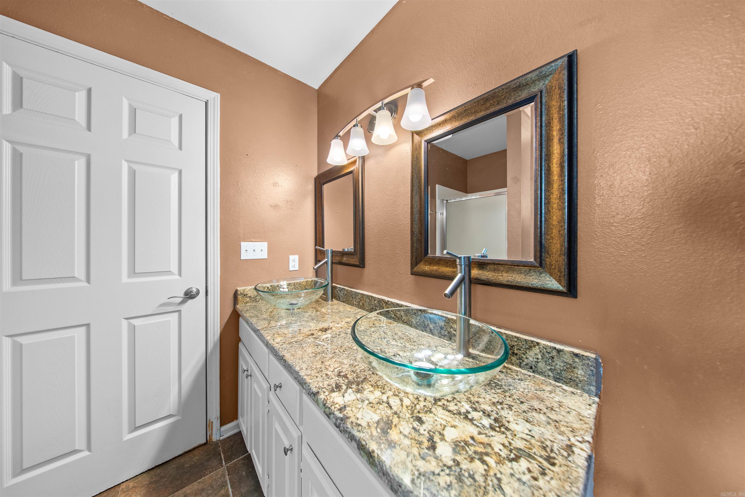 1718 Eagle Point Way Property Photo 20