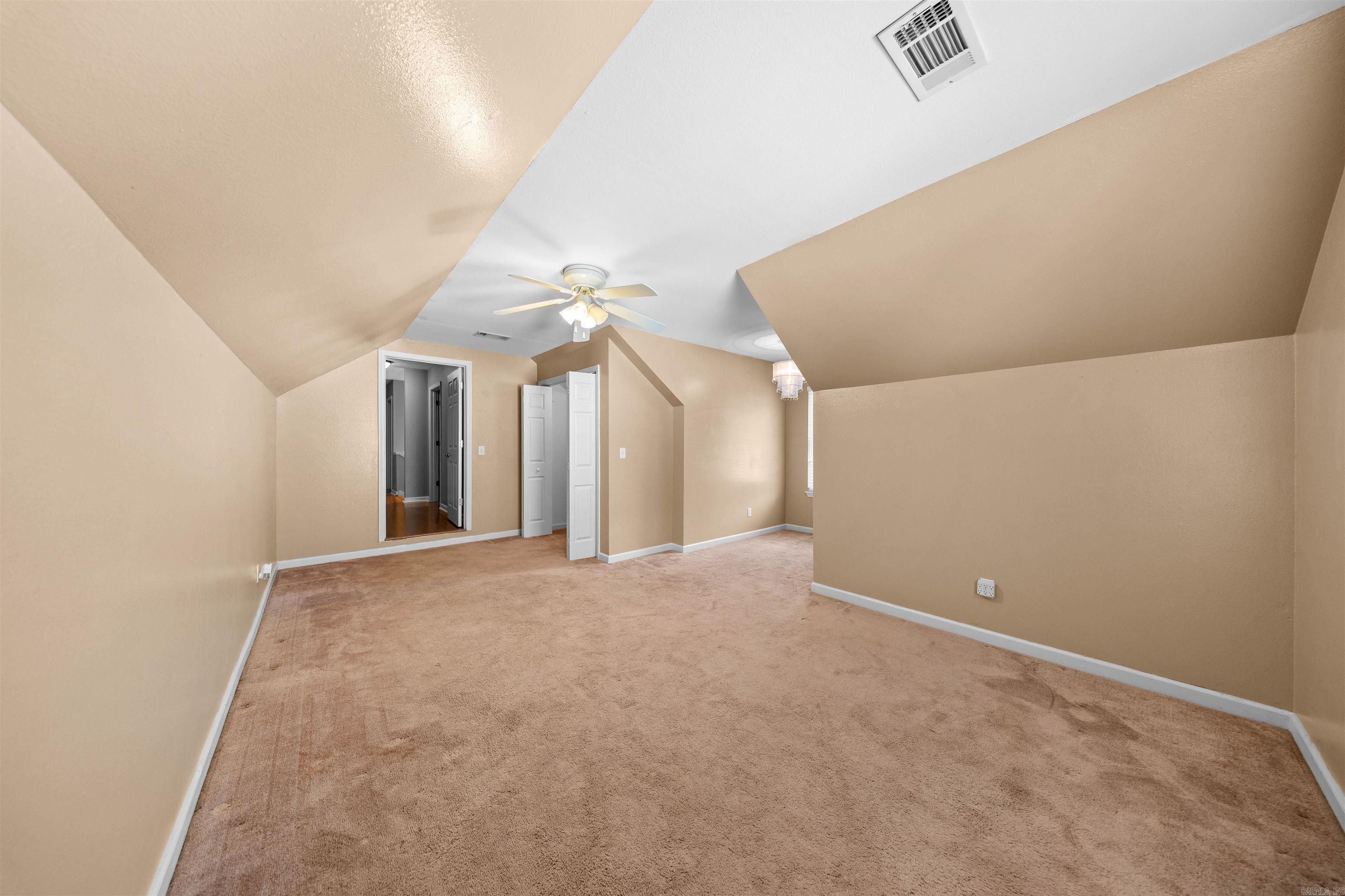 1718 Eagle Point Way Property Photo 29