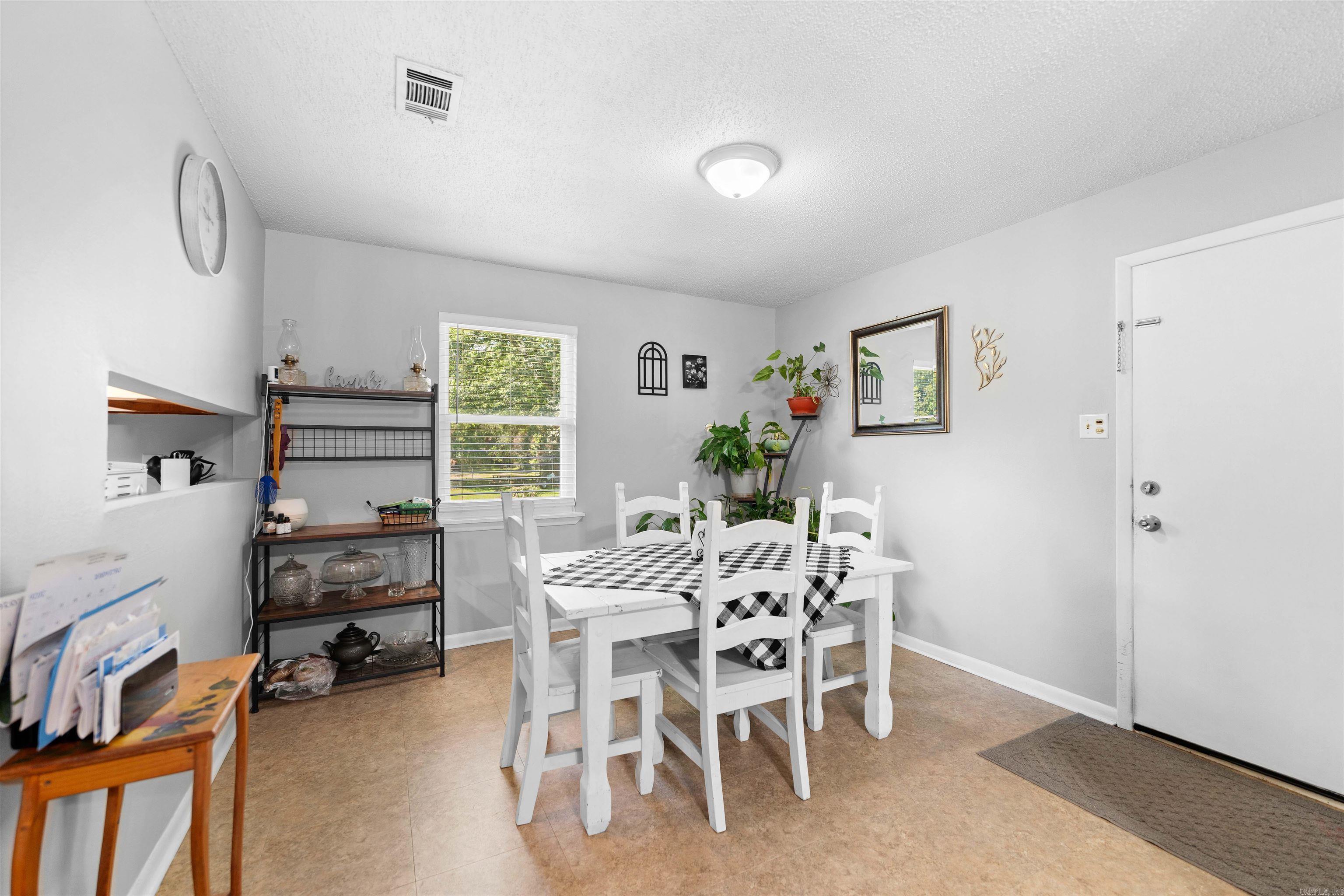 1107 Boone Road Property Photo 6