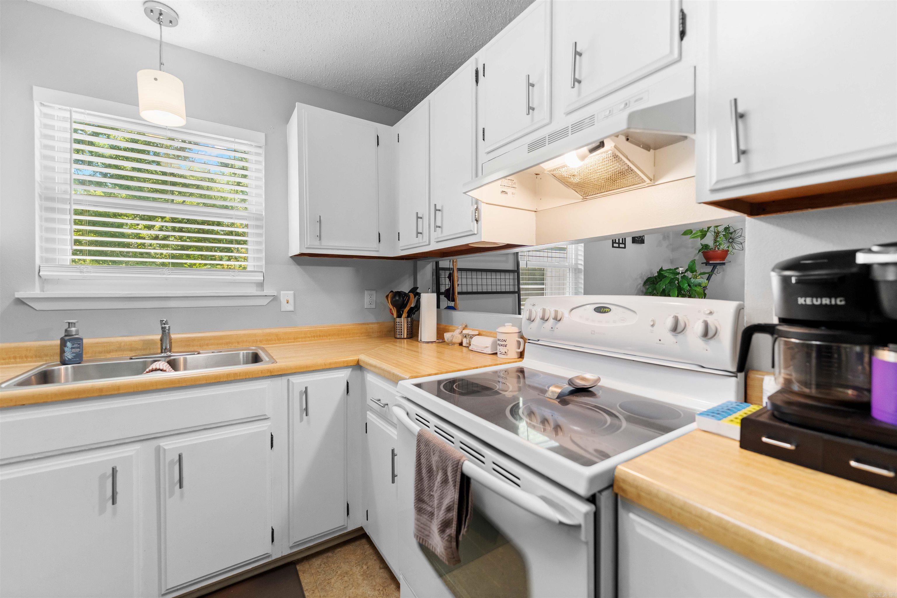 1107 Boone Road Property Photo 11