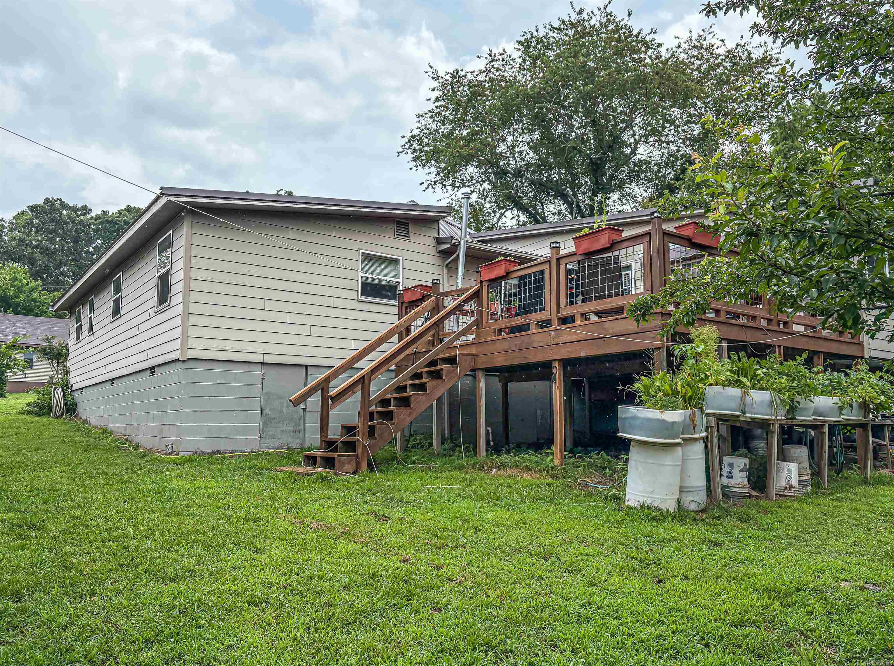 504 Mclean Avenue Property Photo 5