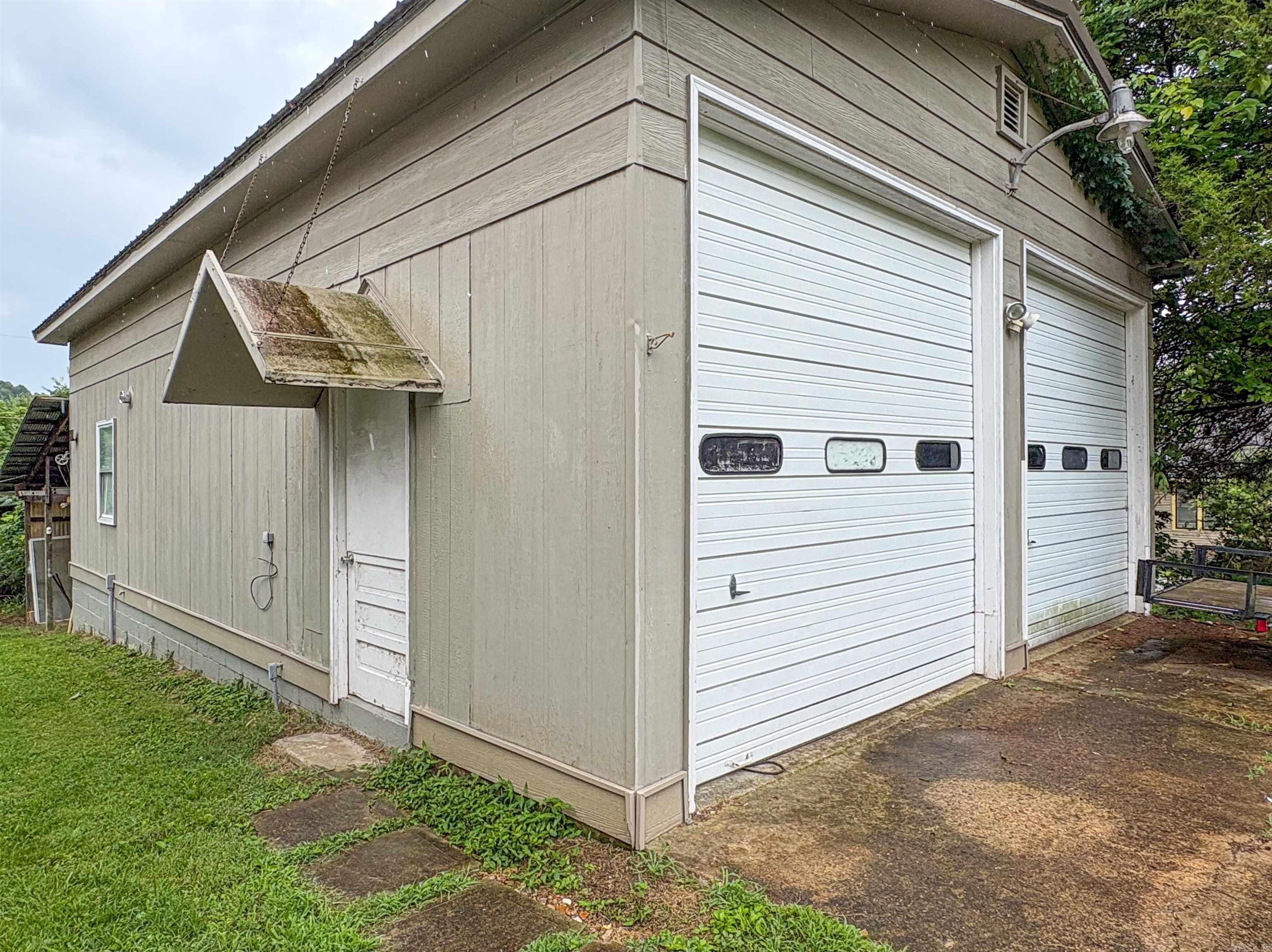 504 Mclean Avenue Property Photo 12