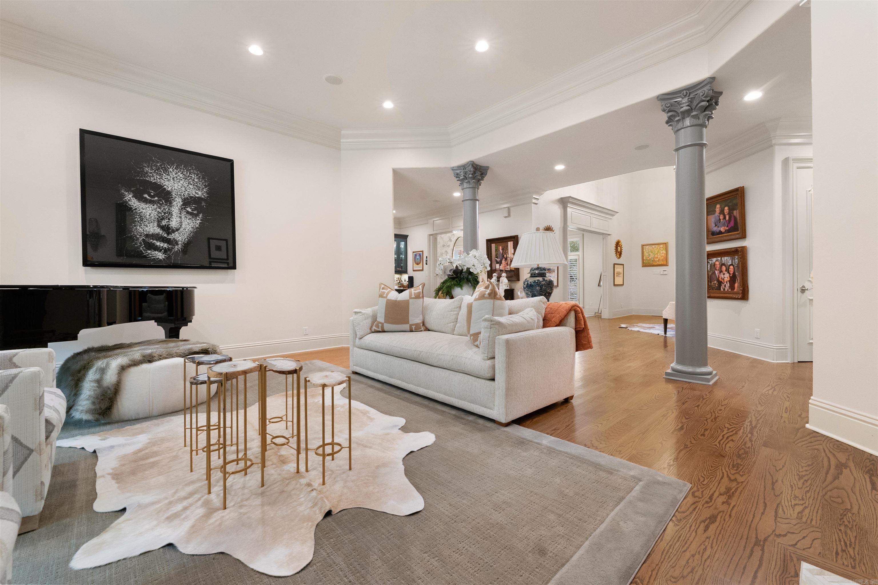 67 Sologne Circle Property Photo 10