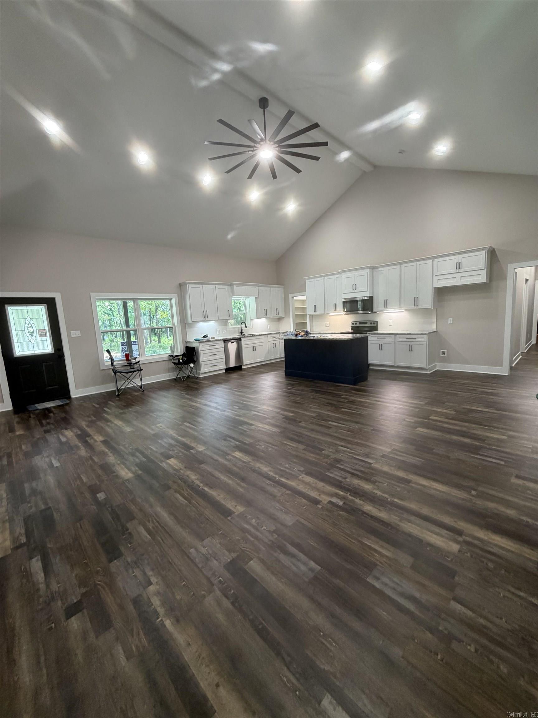14411 Arnies Valley Road Property Photo 4