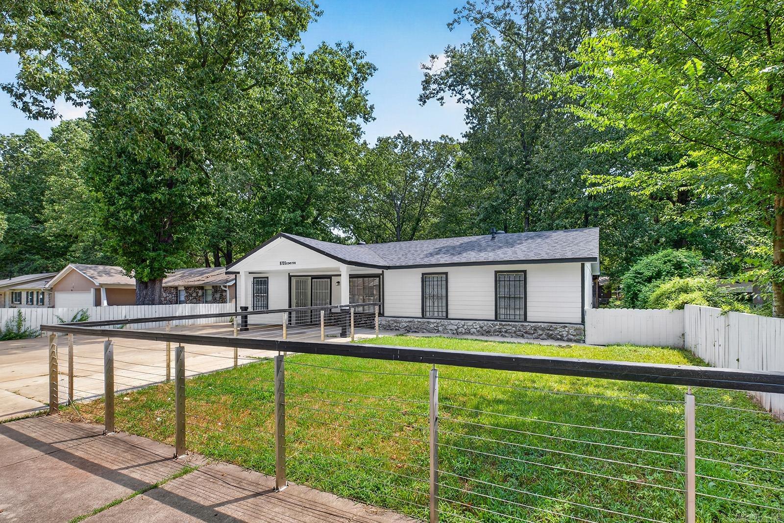 9705 Comstock Road Property Photo 2