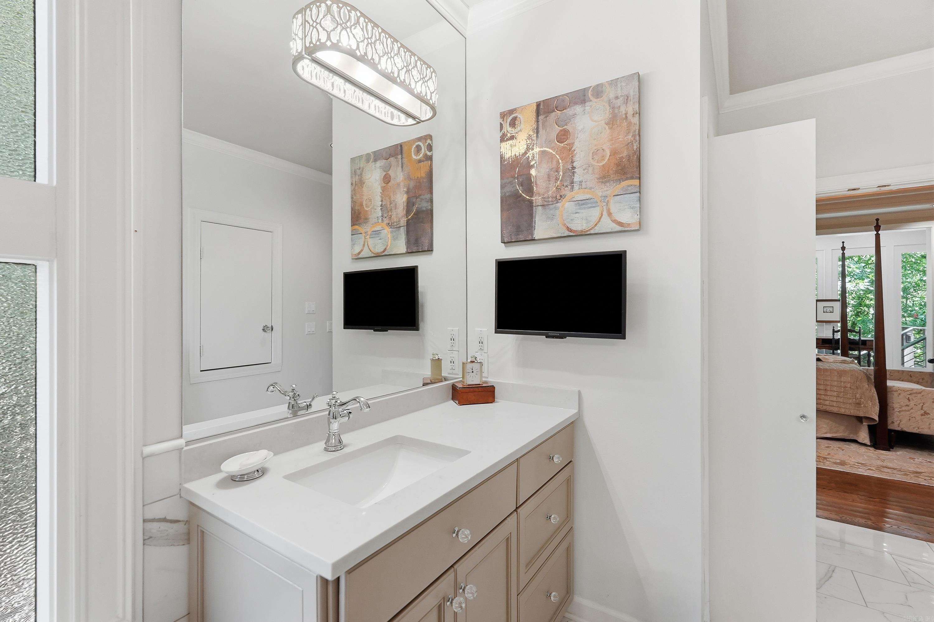 48 Ledgelawn Court Property Photo 32