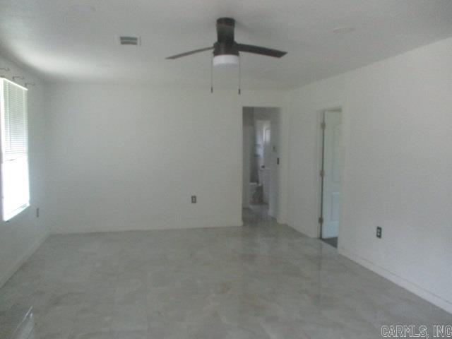 126 Lowery Ln Property Photo 4