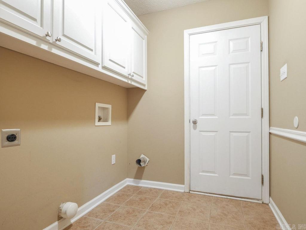 2910 Ward Drive Property Photo 14
