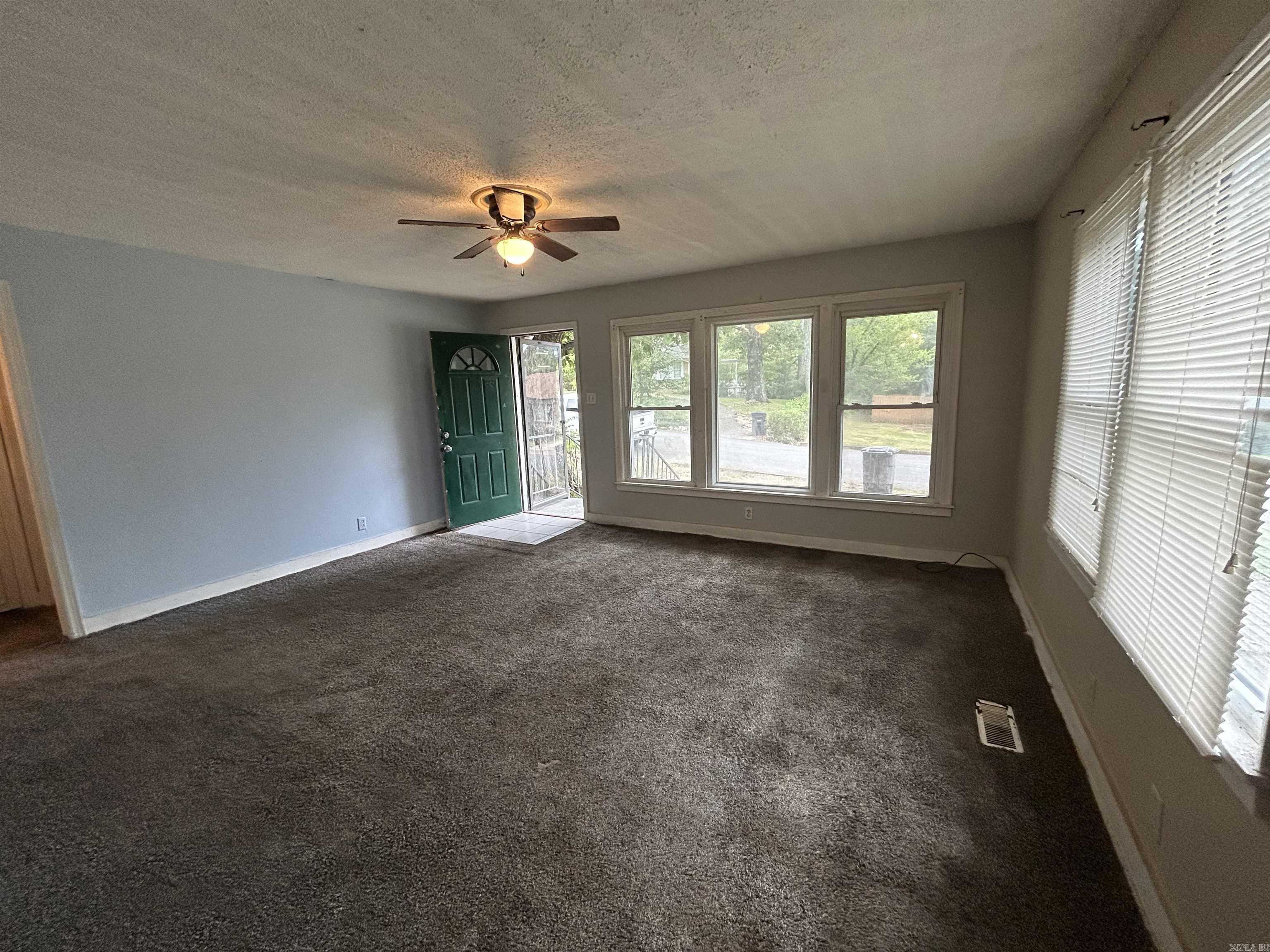 107 Sonnet Street Property Photo 3